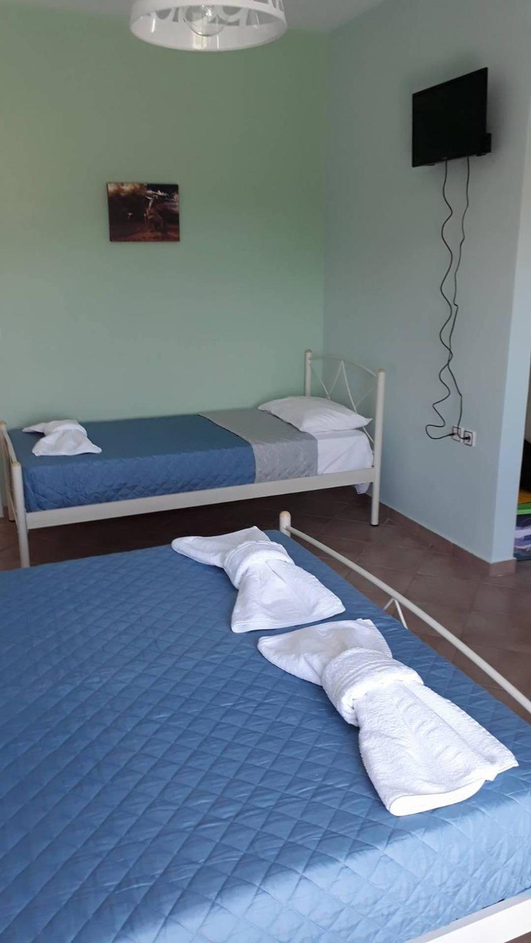 Triple Room with View - Photo 6