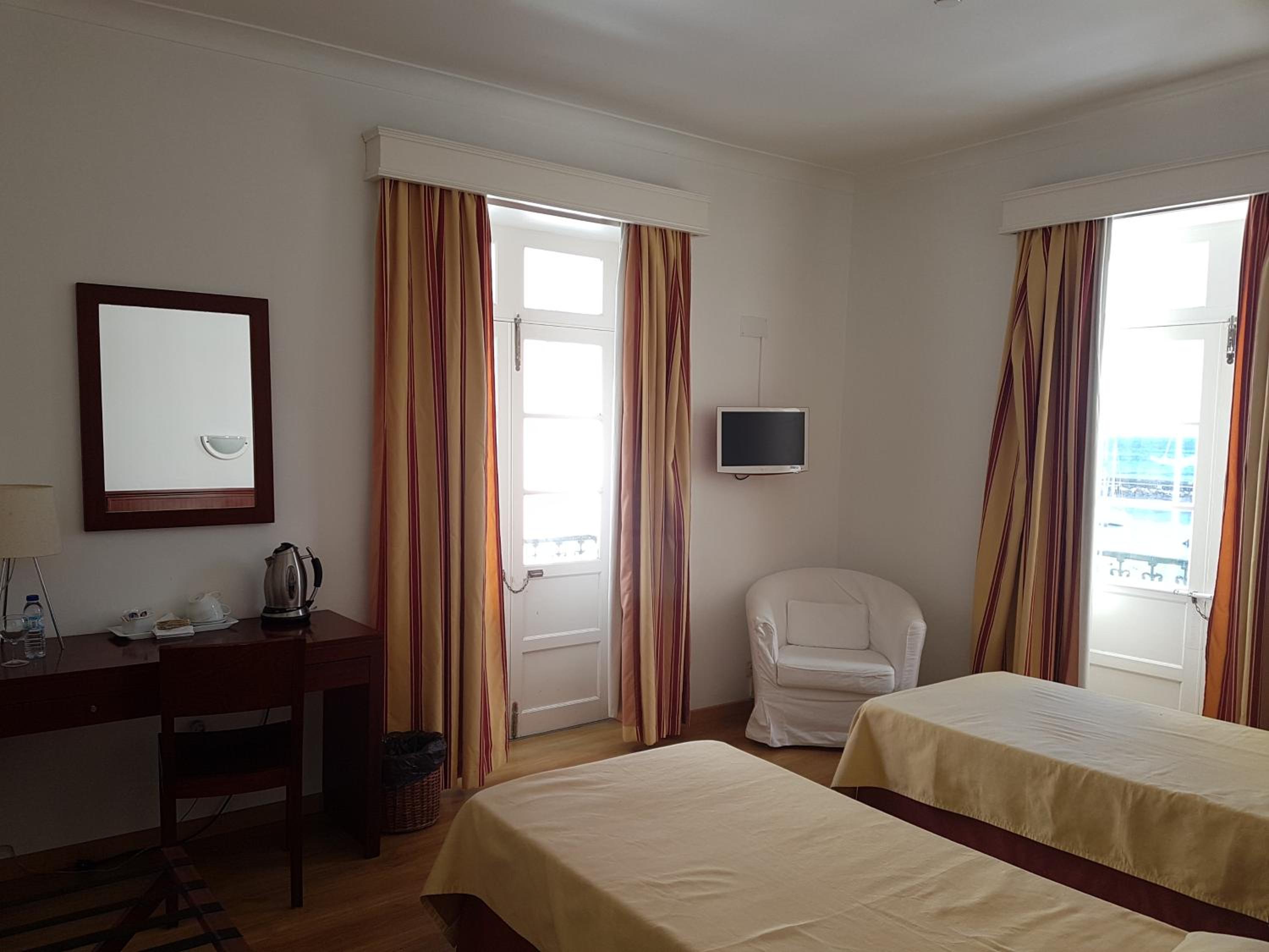 Double or Twin Room photo 3