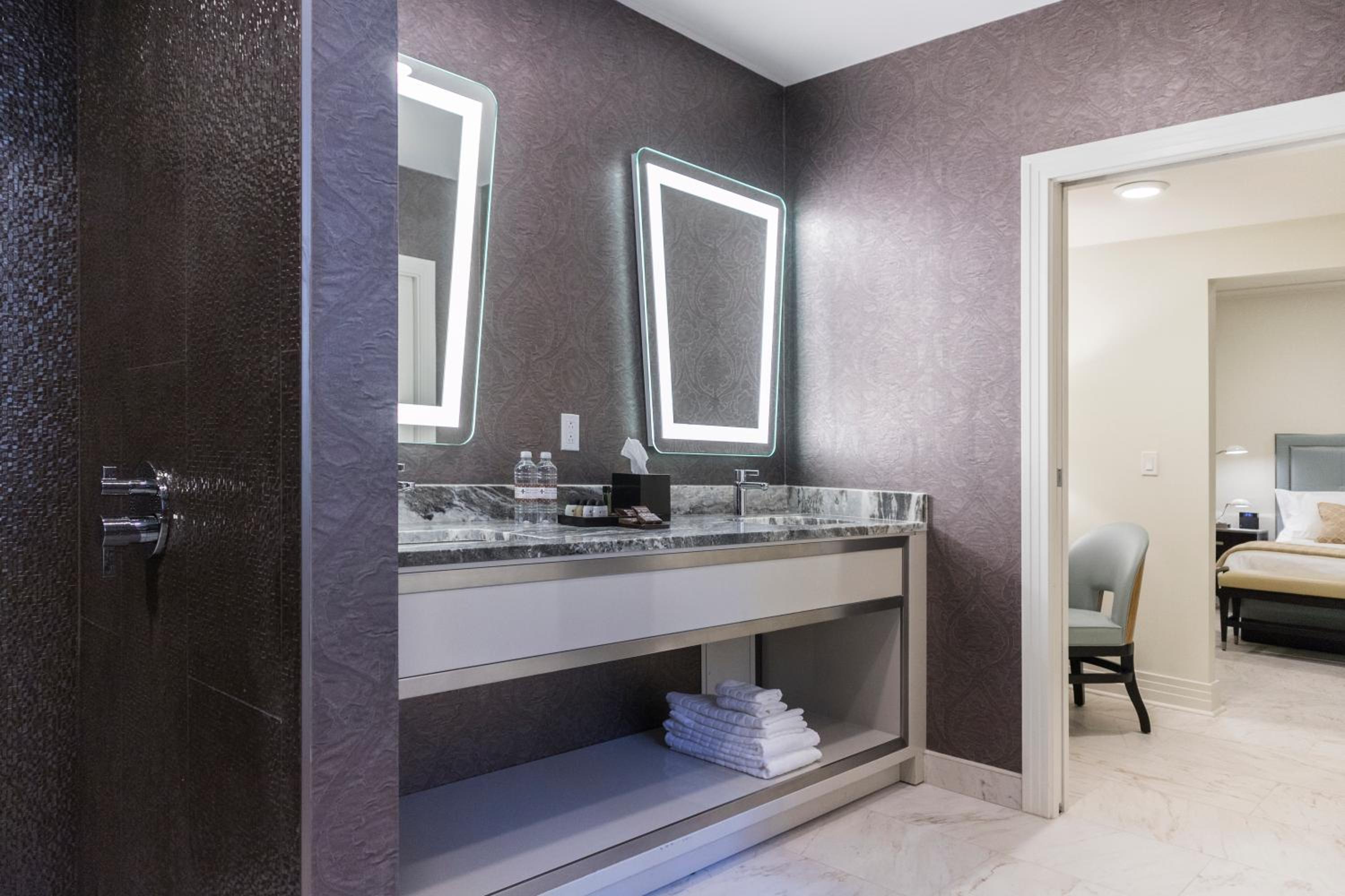 The Jung Hotel and Residences, Billede 2