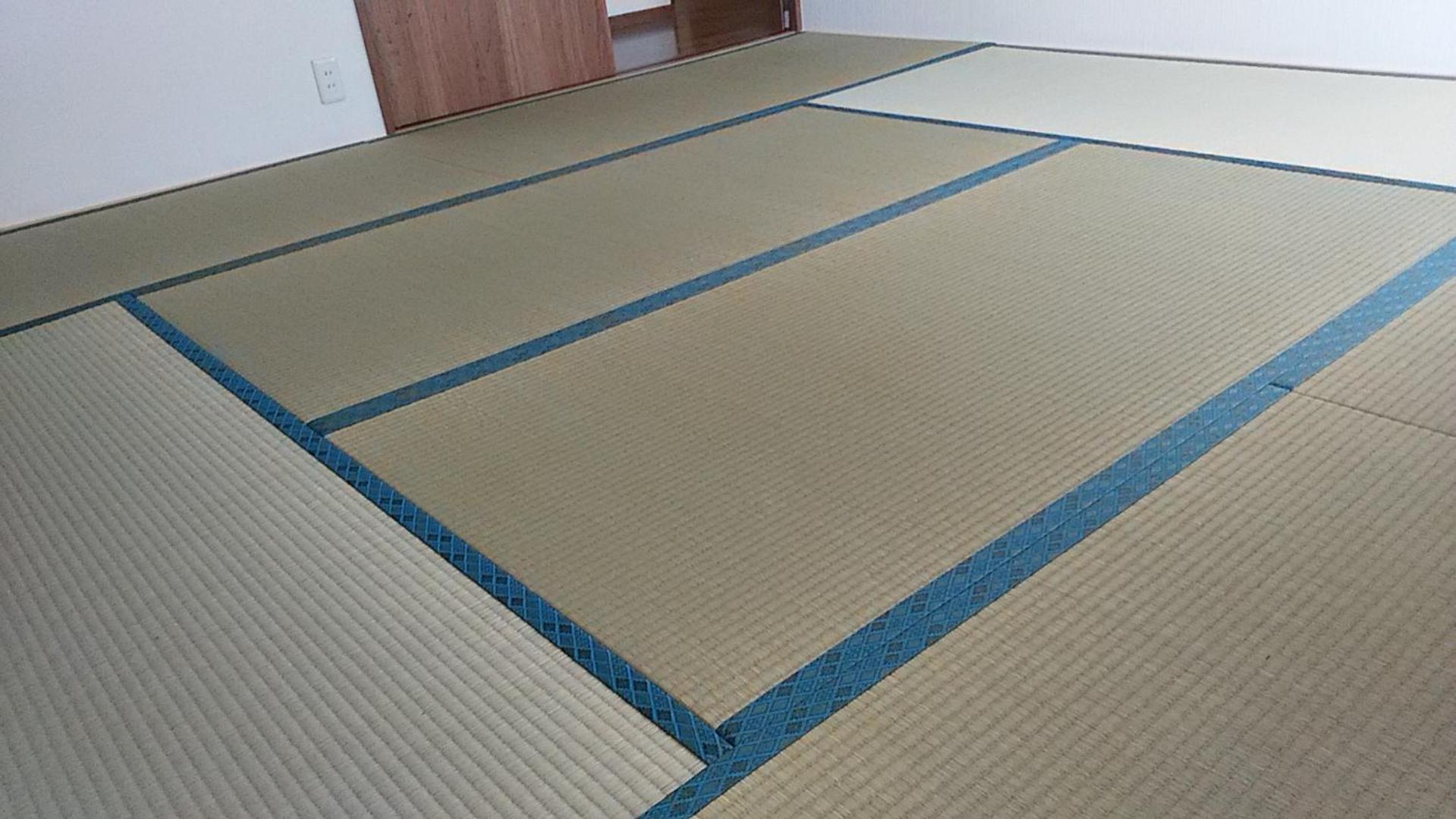 Standard Family Room - Photo 8