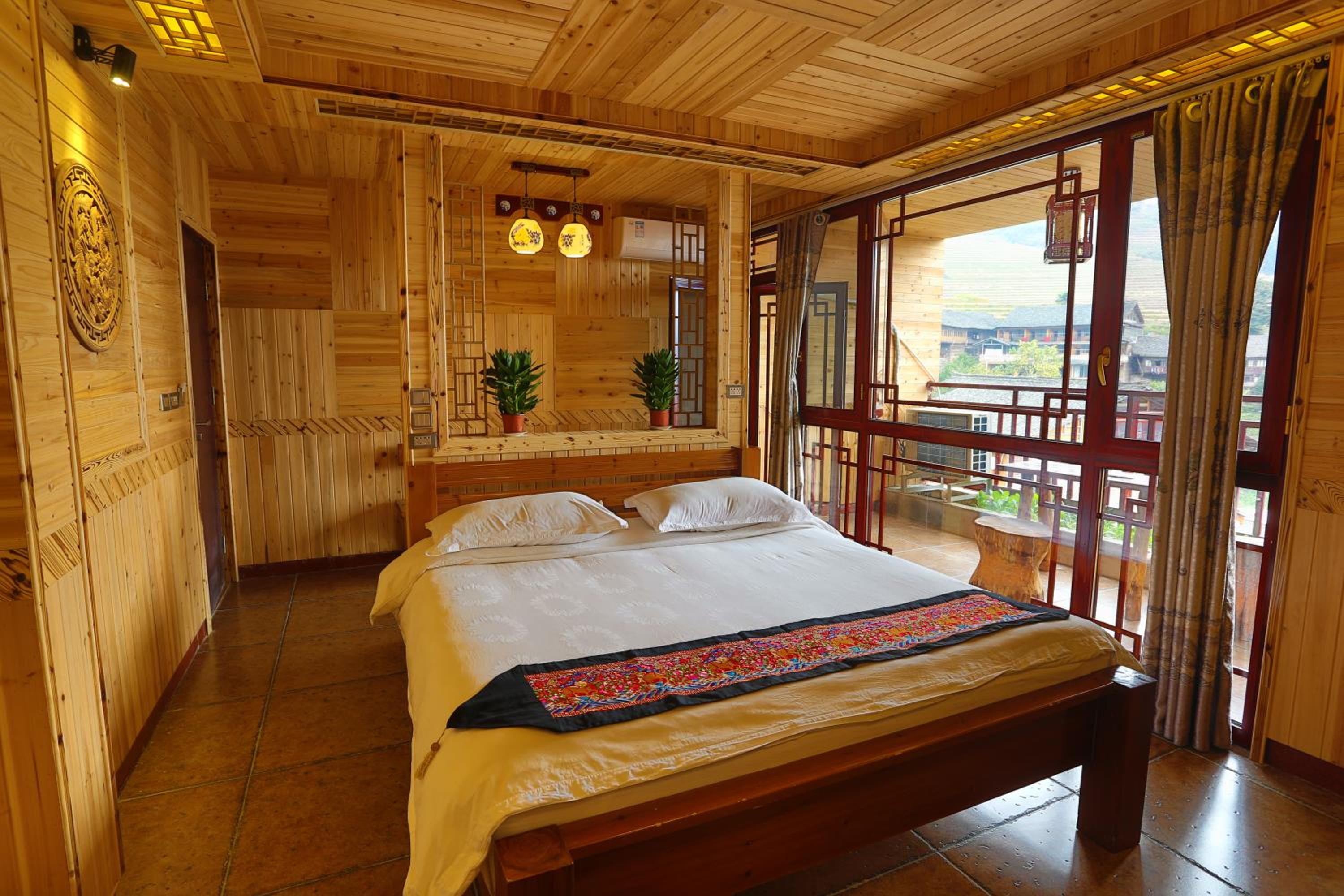 Deluxe Queen Room with View photo 1