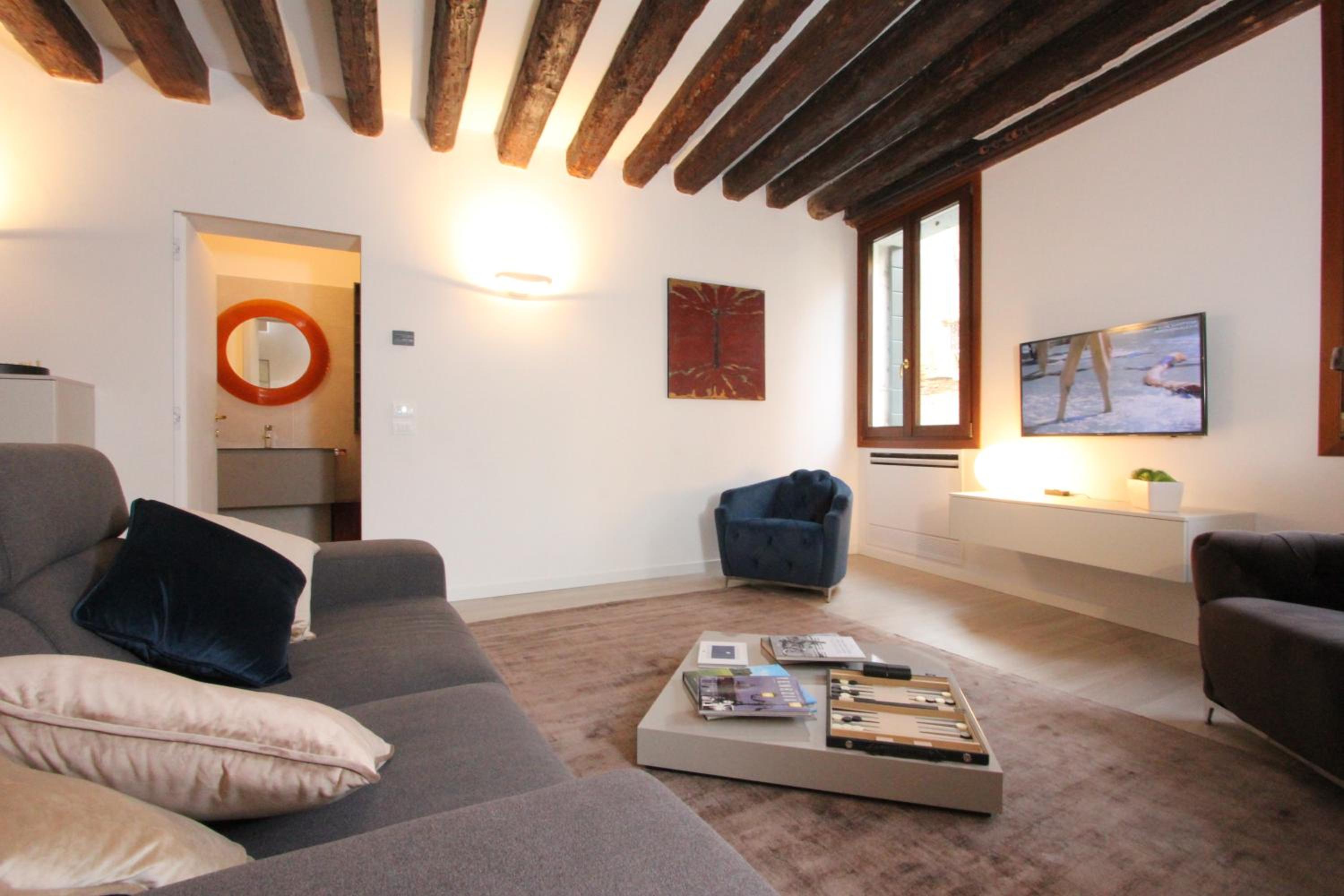 San Polo Canal View Apartment photo 2