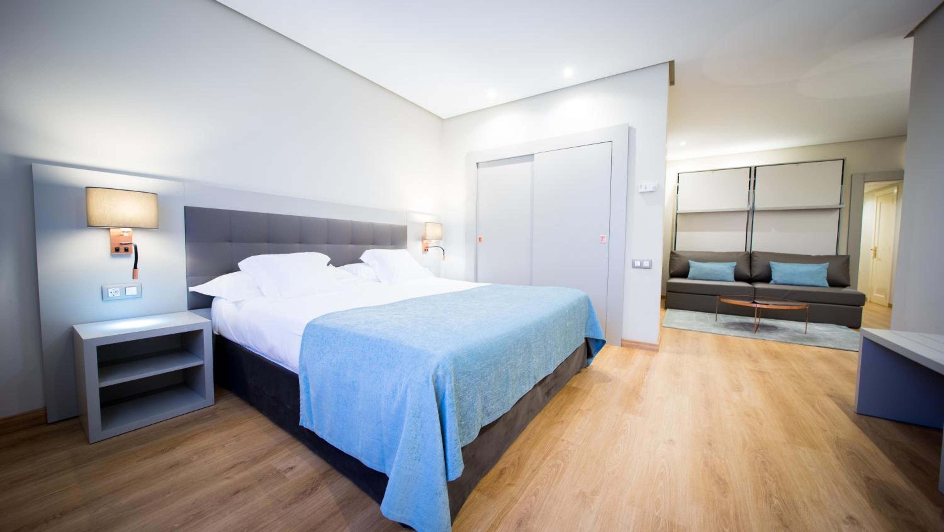 Junior Suite - Photo 2