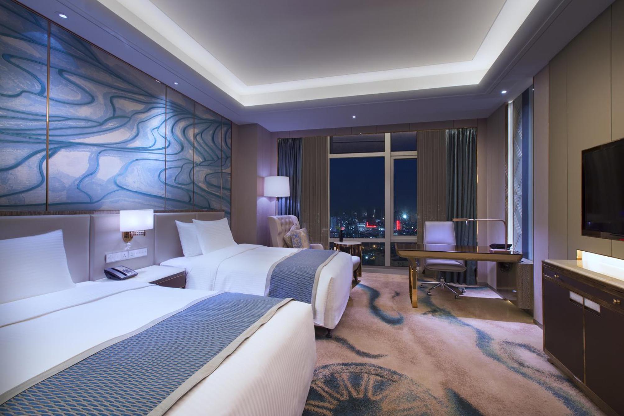 Grand Deluxe Twin Room photo 2