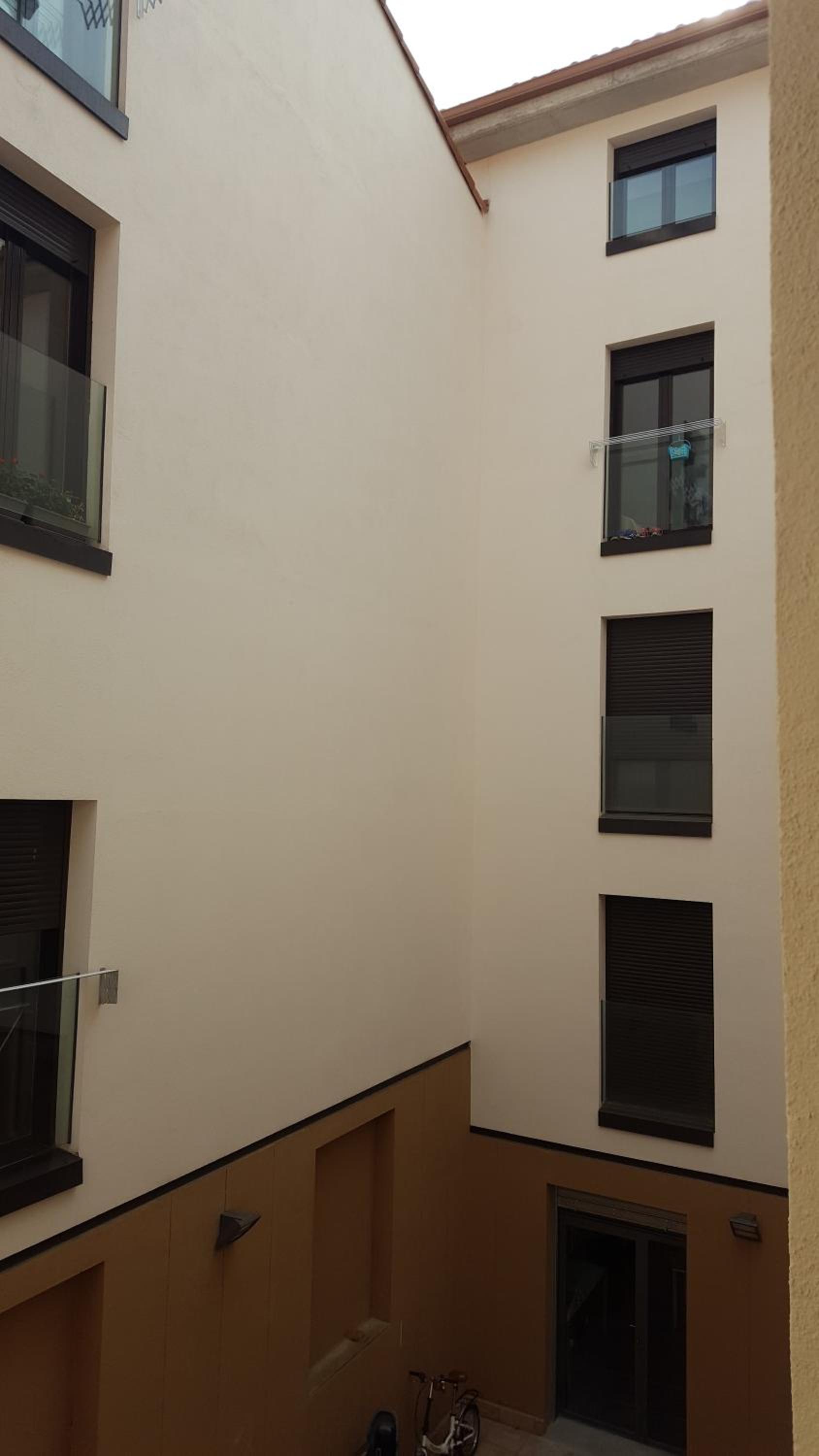 Two-Bedroom Apartment - Photo 31