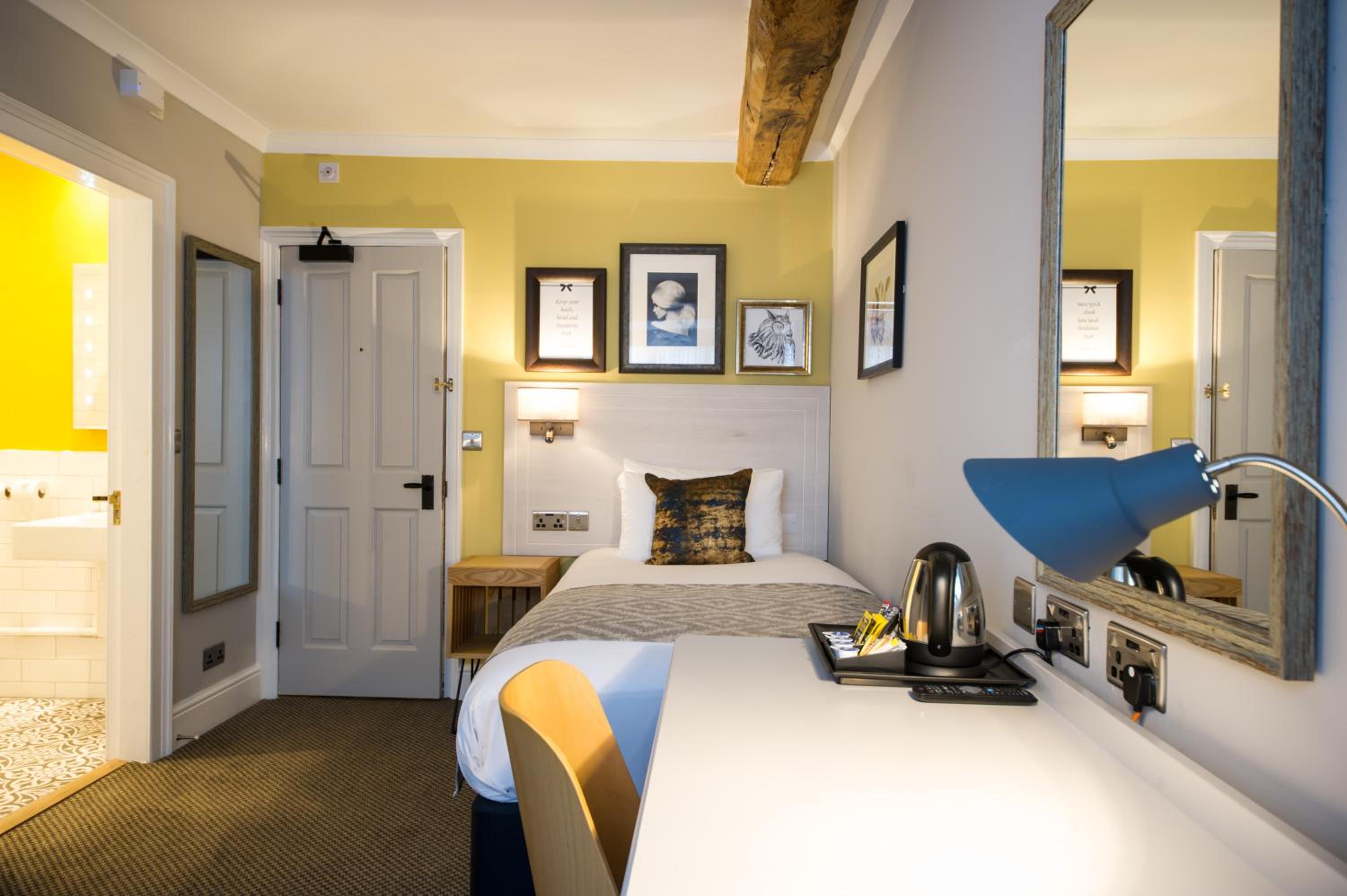 Single Room photo 1