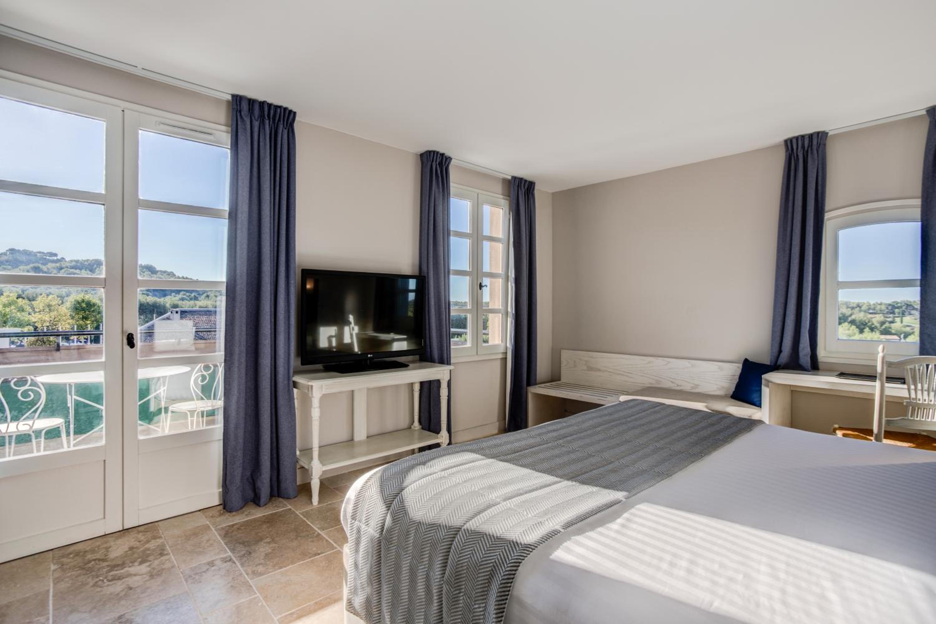 Suite with Terrace and Sea View - Photo 4