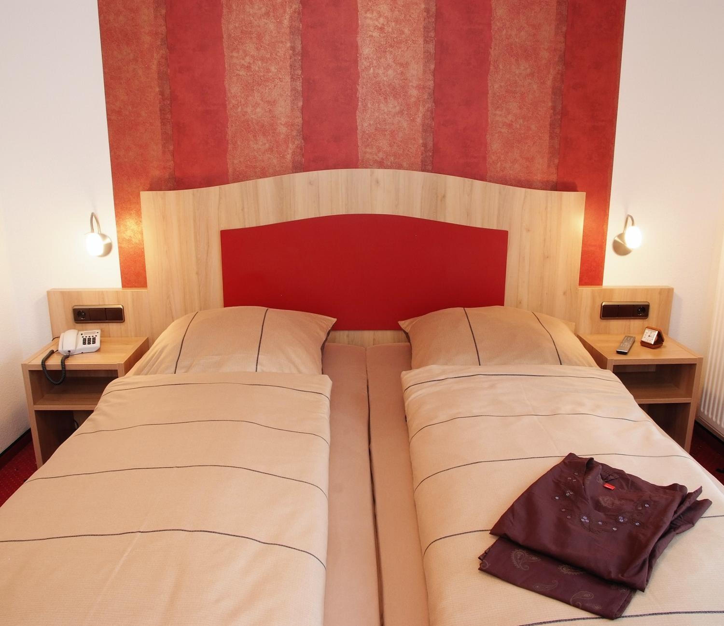 Standard Classic Single Room - Annex (3-star S category) photo 3