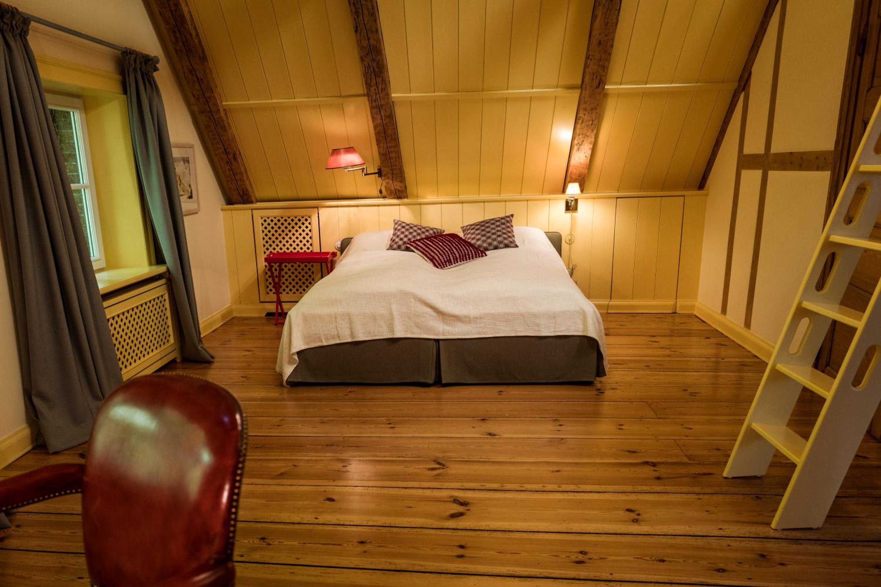 Large Double Room