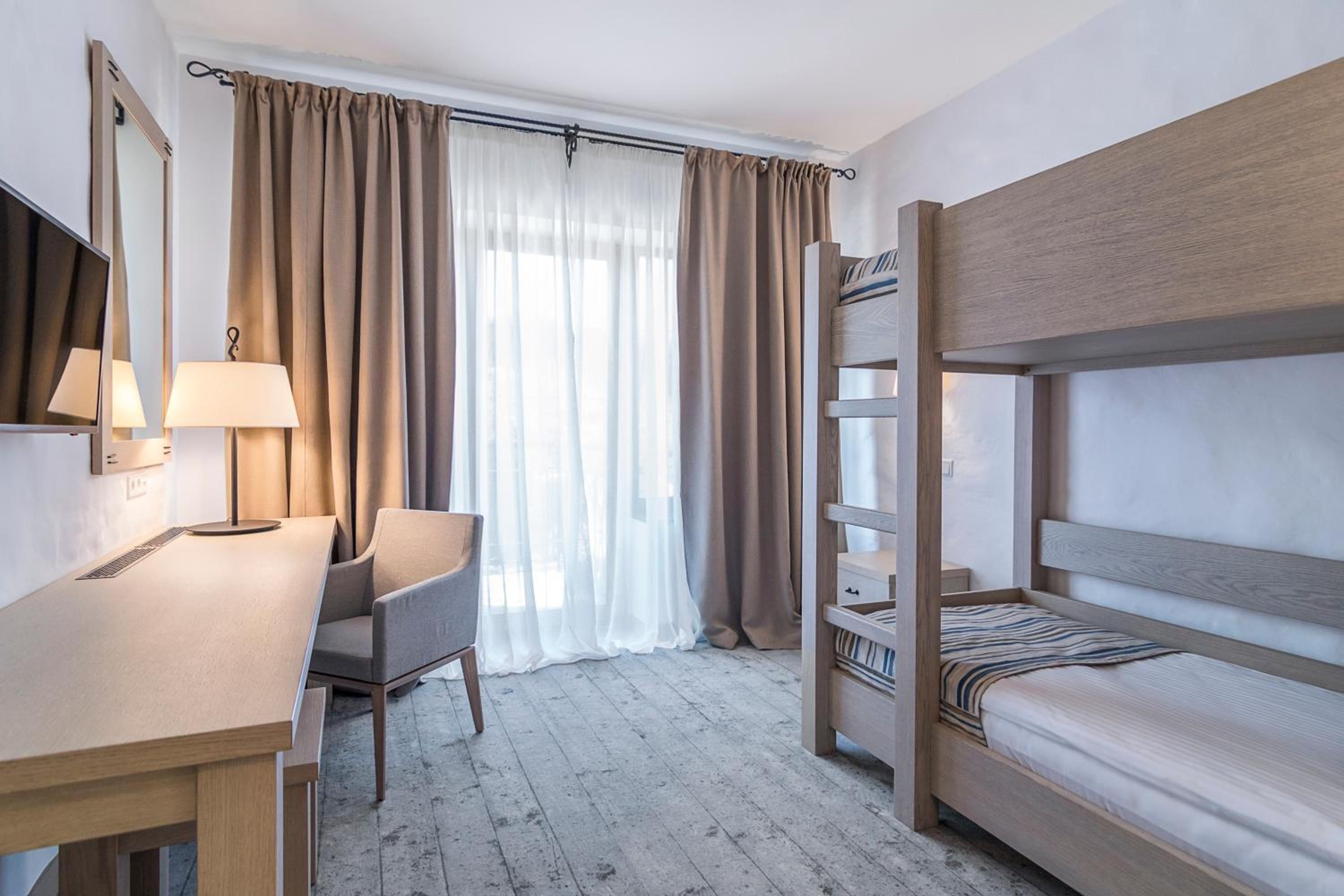 Twin Room with Bunk Bed