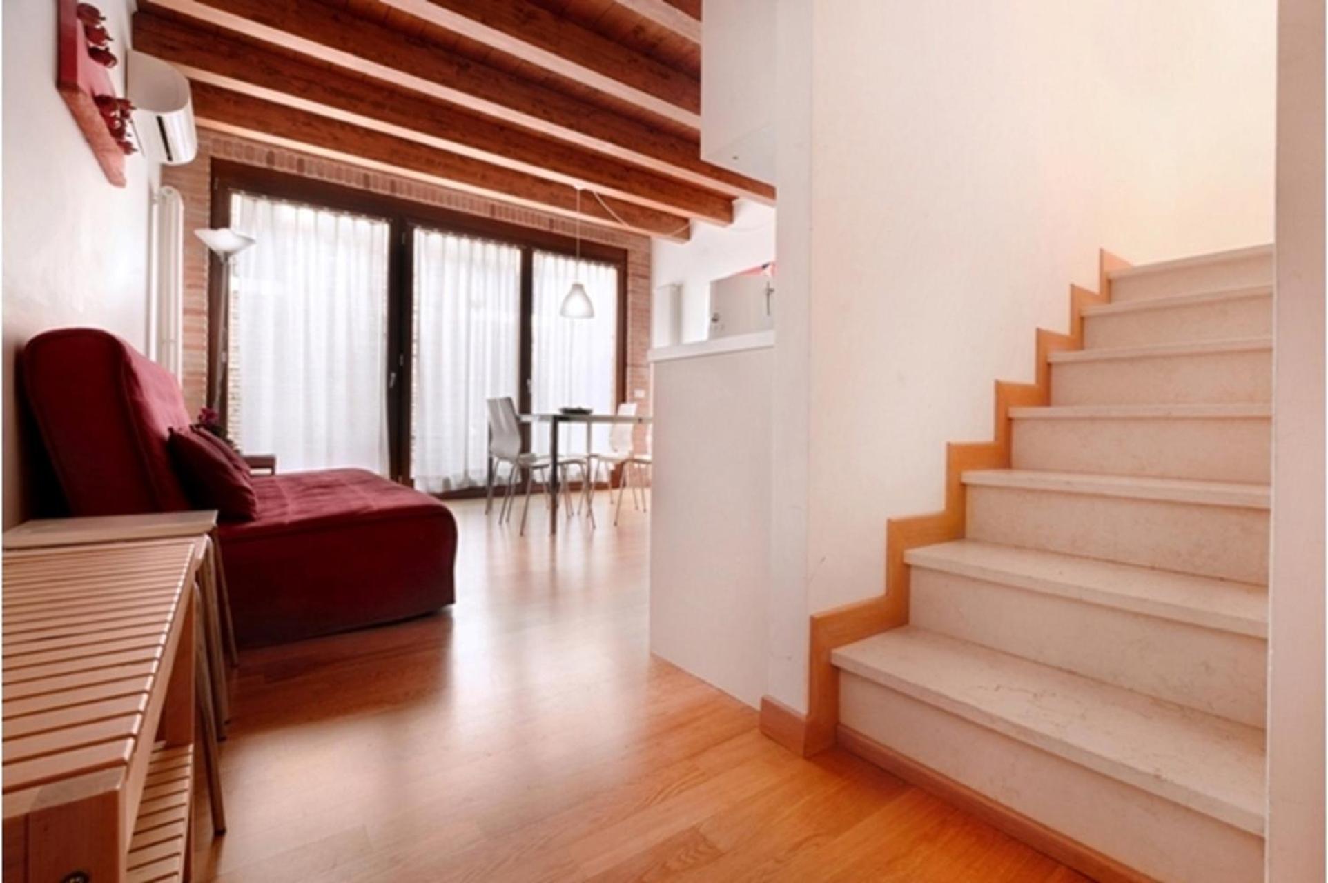 Duplex Apartment photo 2