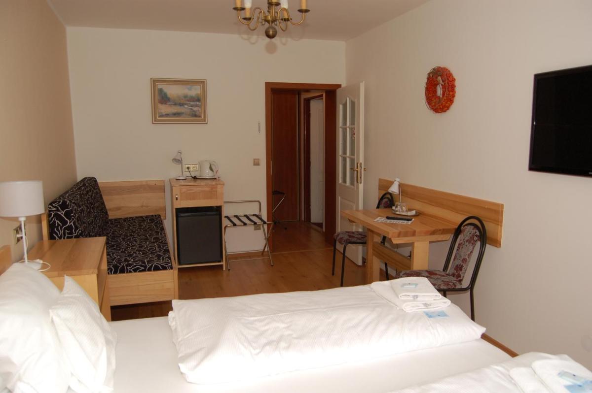 Triple Room with City View photo 3