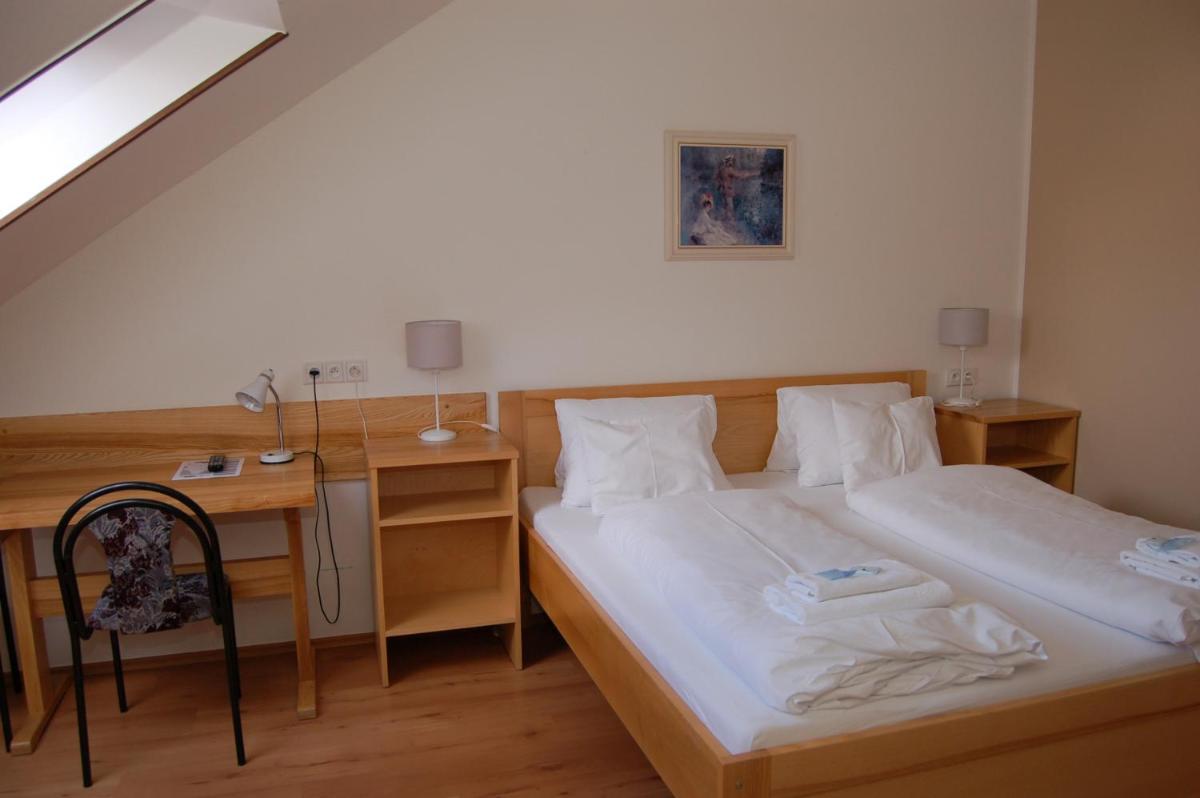 Double Room photo 2