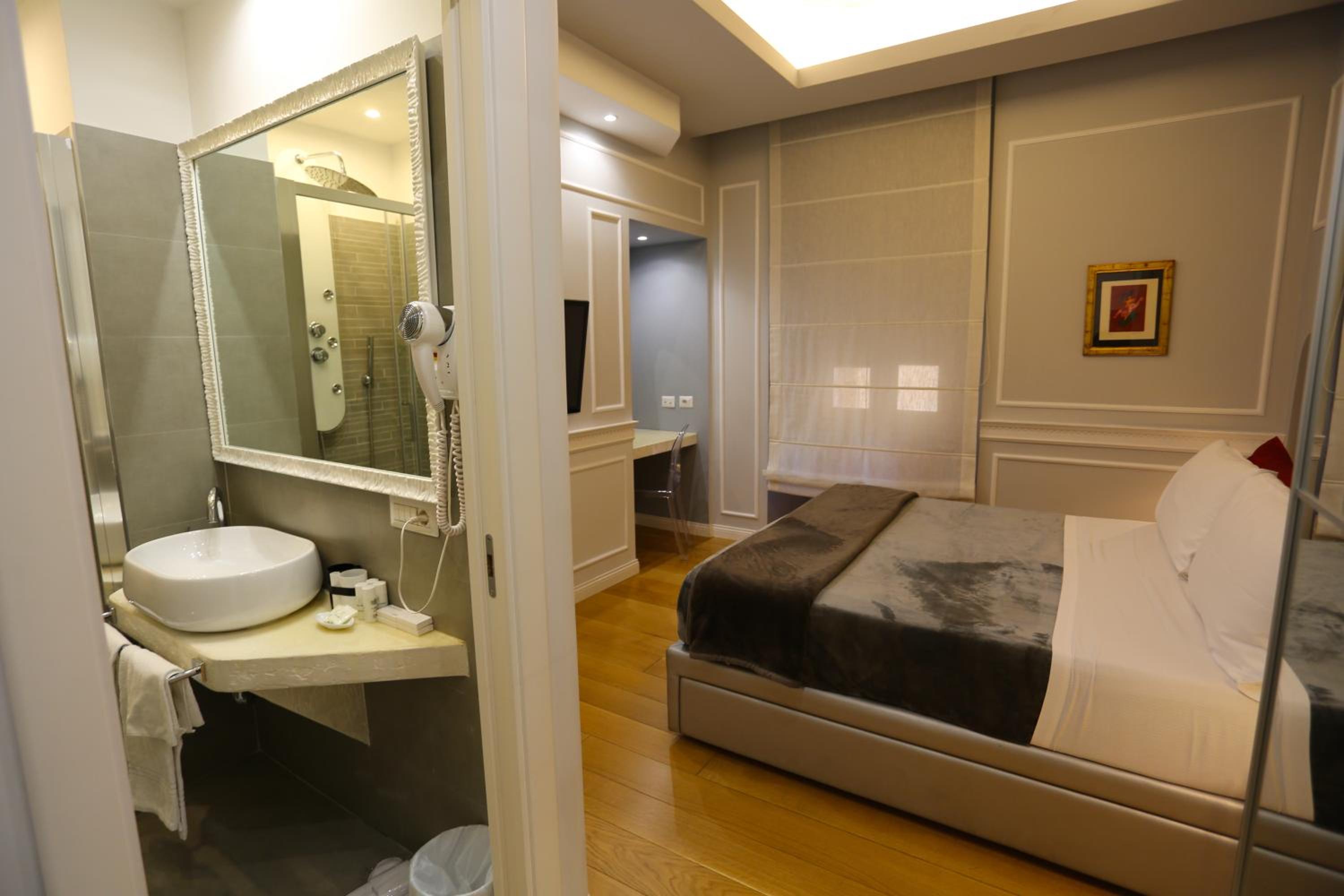 Smart Double Room photo 2