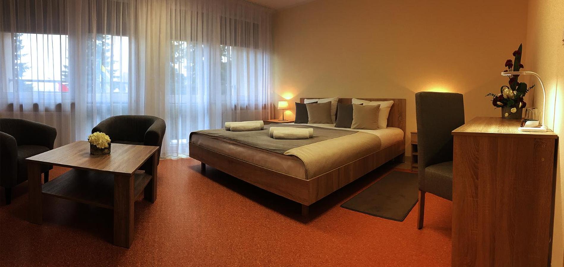 Large Double or Twin Room photo 3