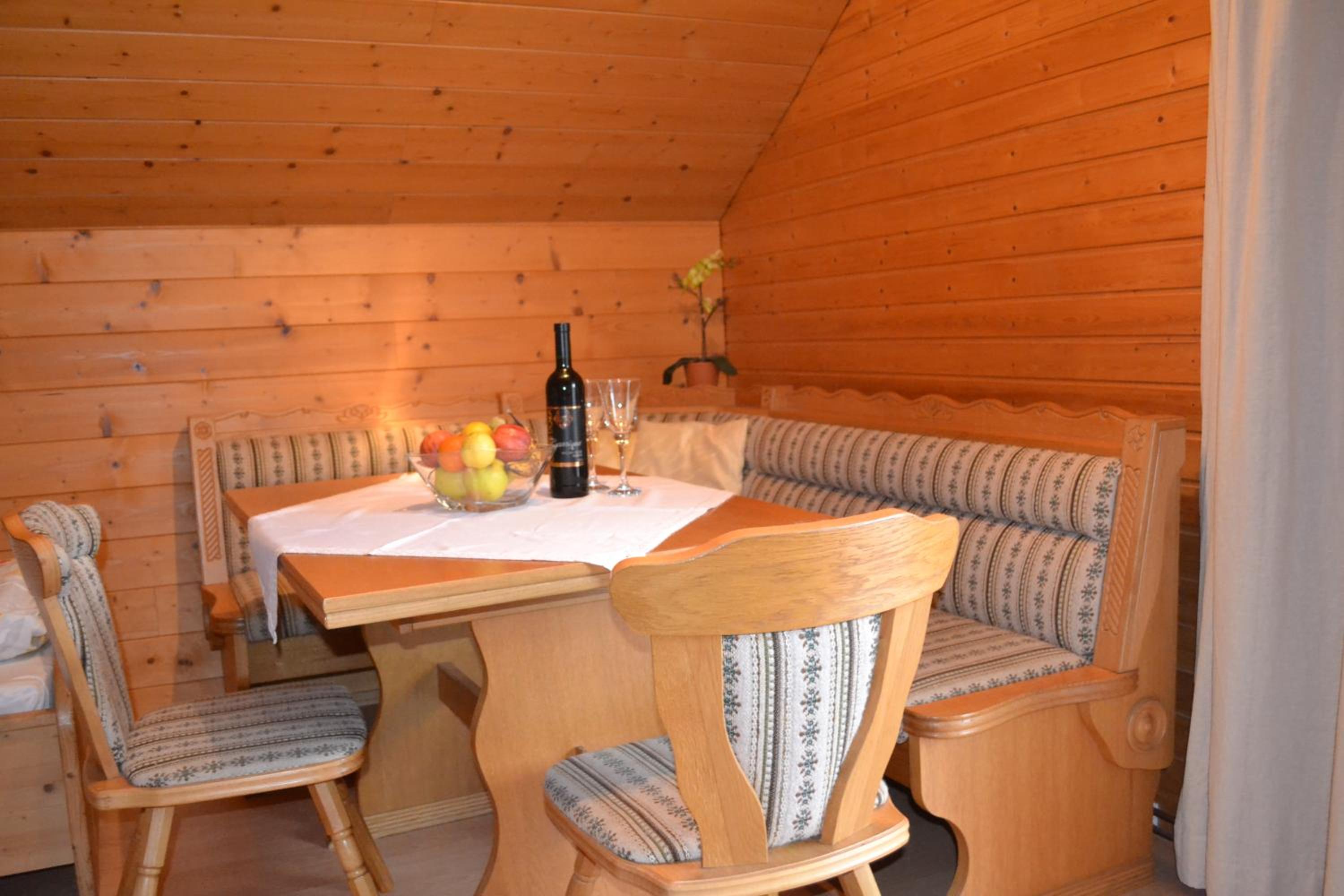 Two-Bedroom Apartment with Balcony photo 2