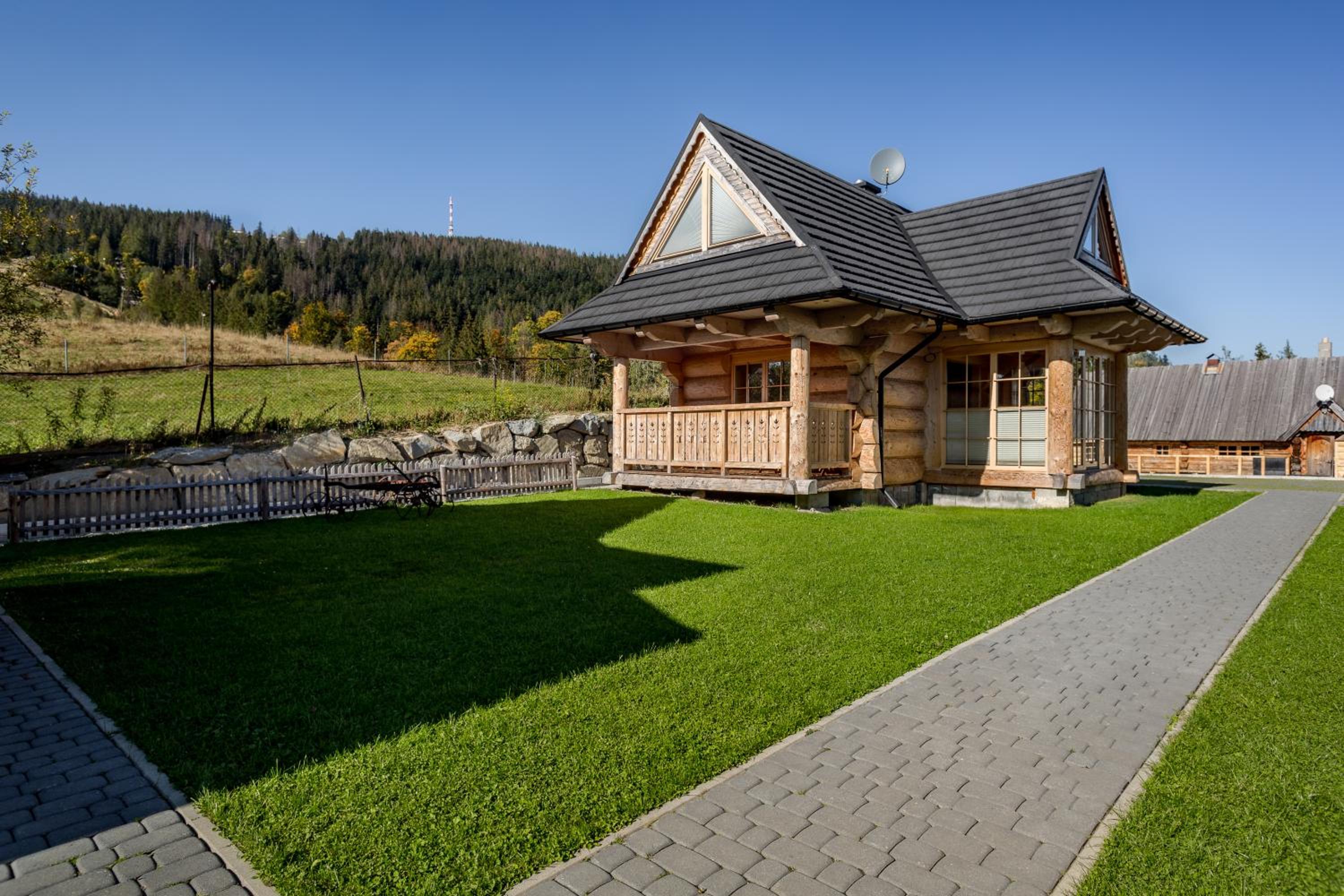 Chalet with Fireplace - Photo 16