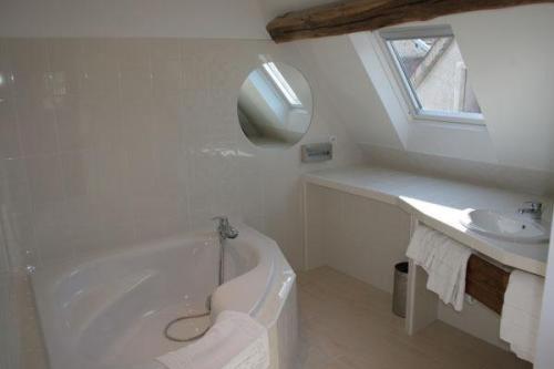 Grands Espaces - Quadruple Room photo 3