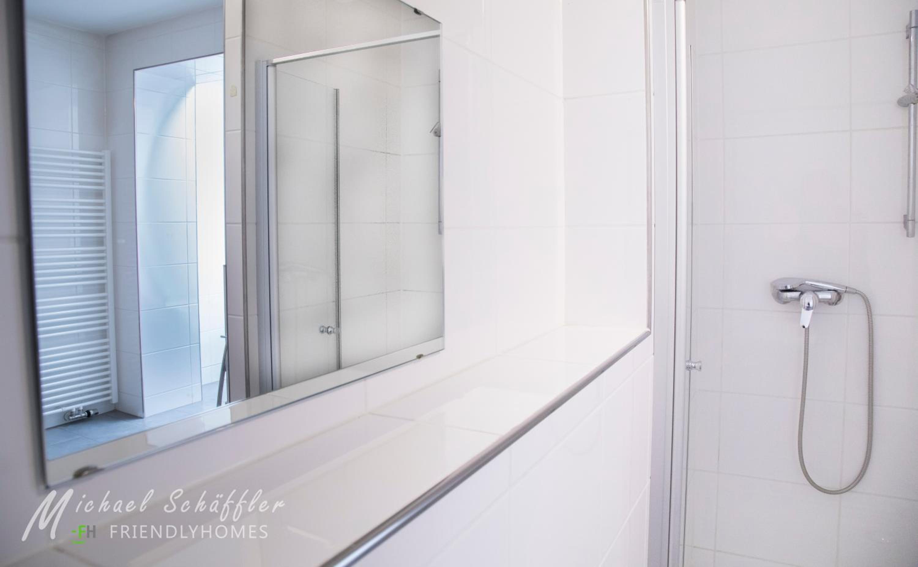 Double Room with Shared Bathroom photo 1