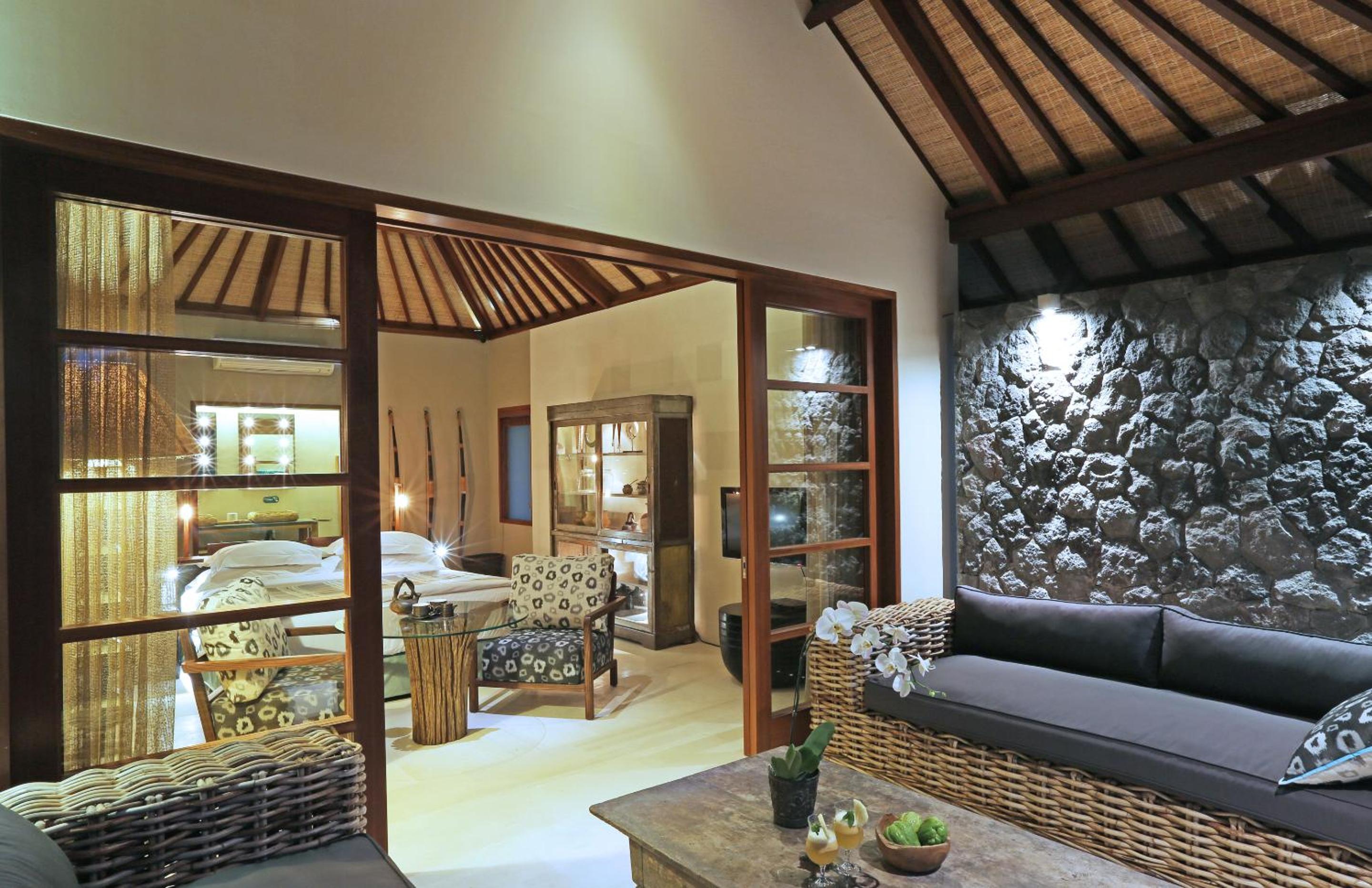 Suite Triple Room With Garden View