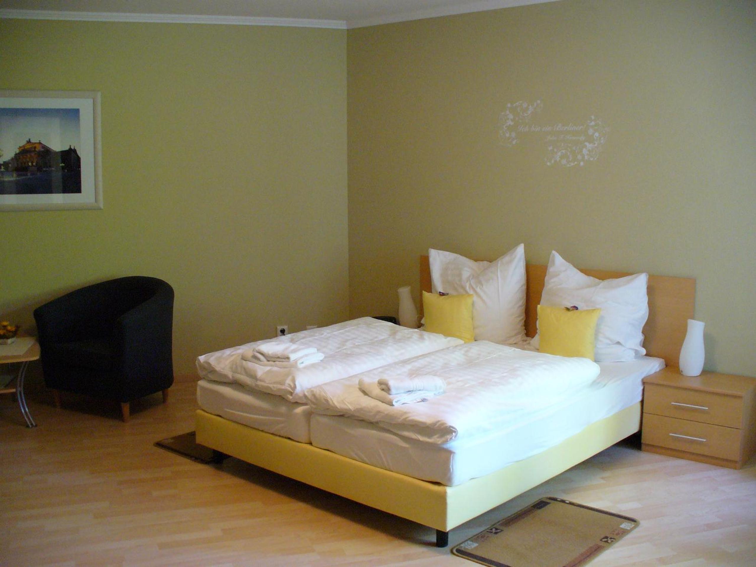 Standard Twin Room photo 1