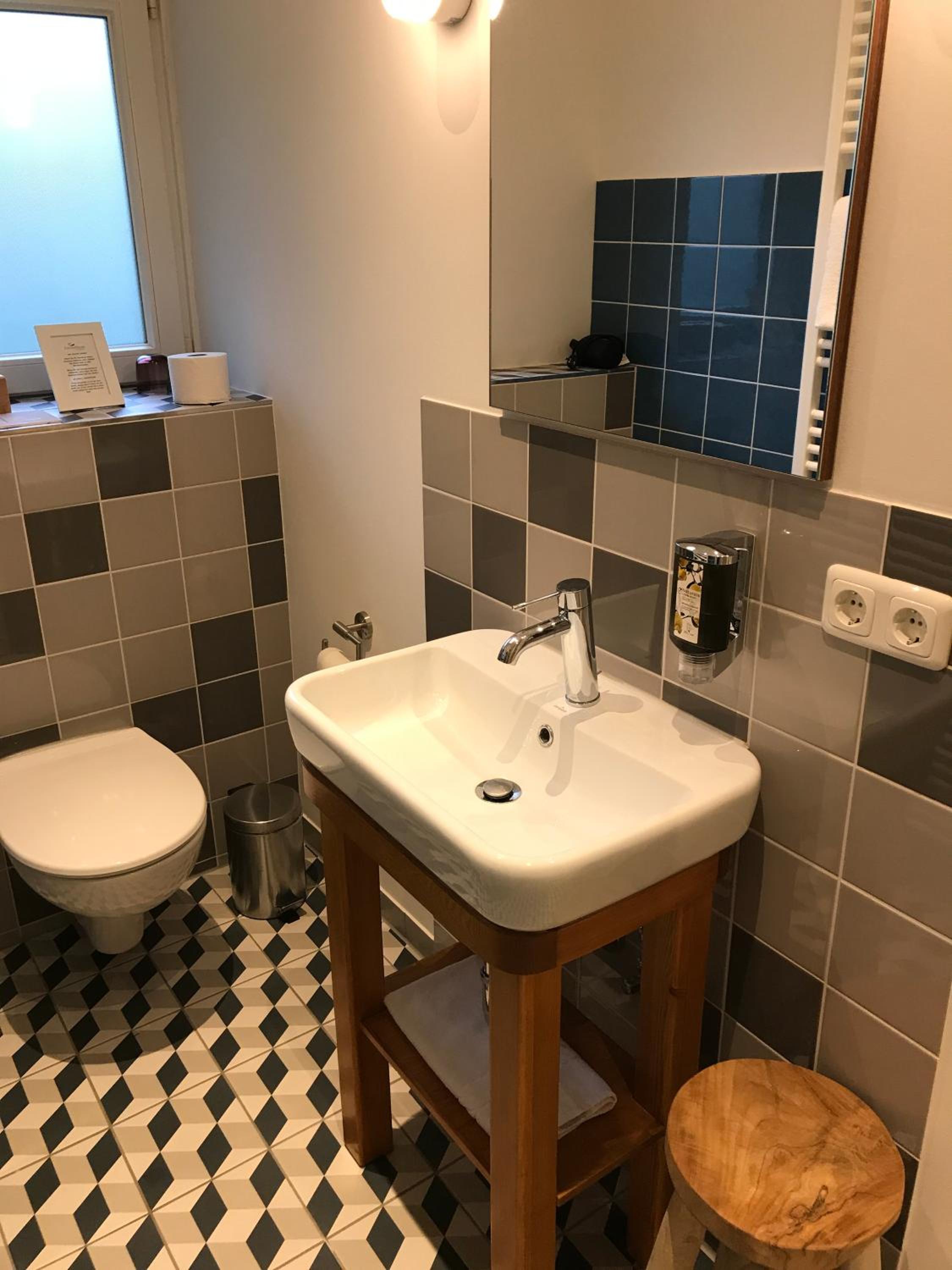 Double Room with Garden View - Photo 2