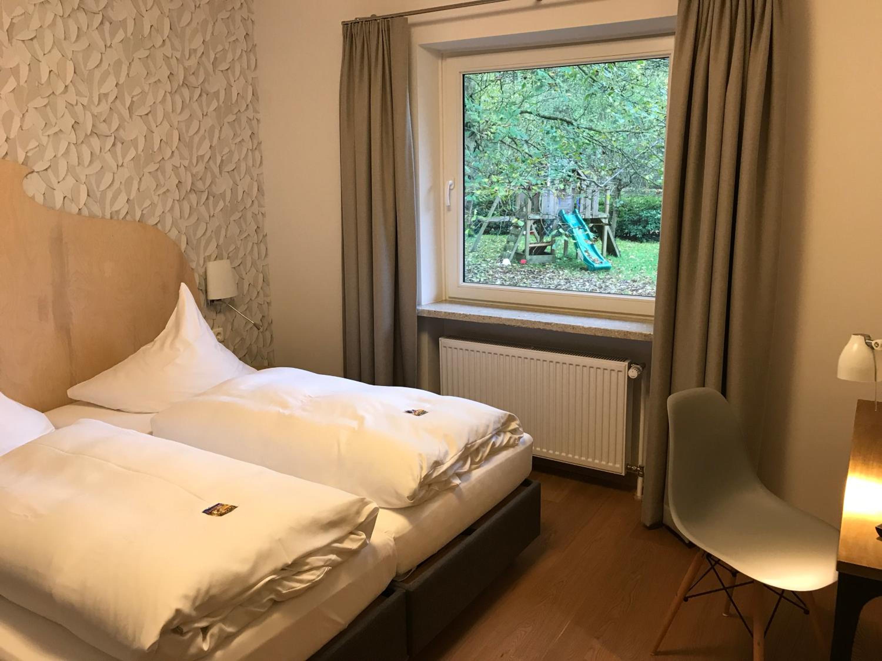 Double Room with Garden View - Photo 1