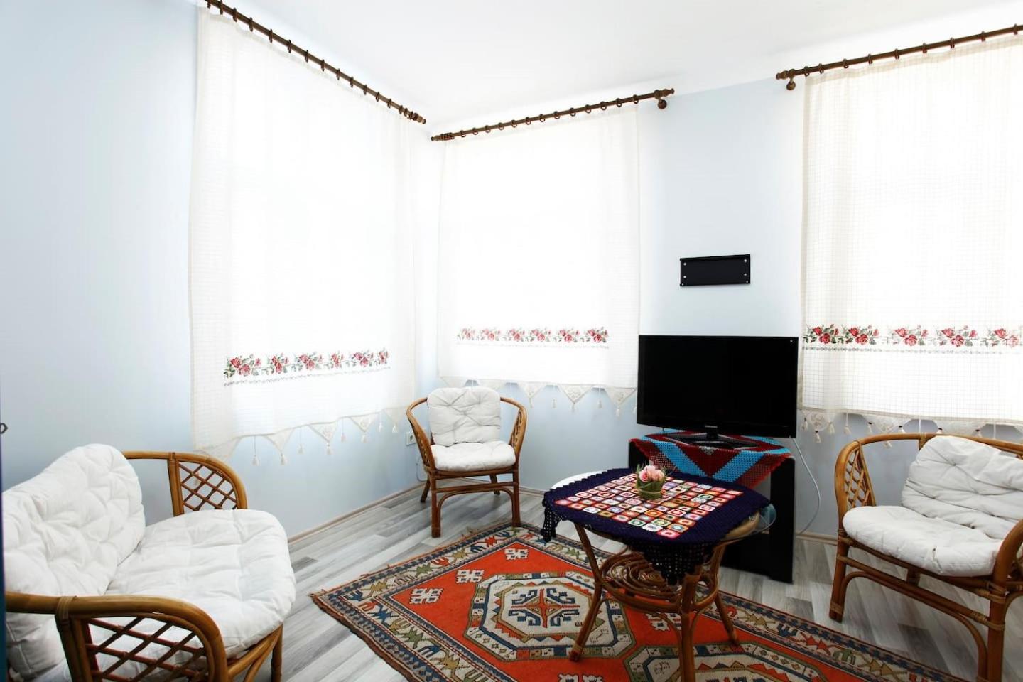 Two-Bedroom Apartment photo 3