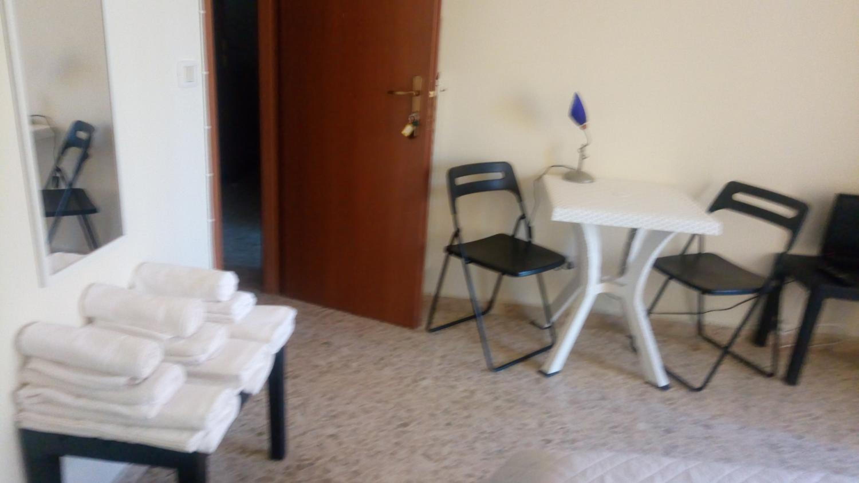 Triple Room with Private Bathroom photo 2