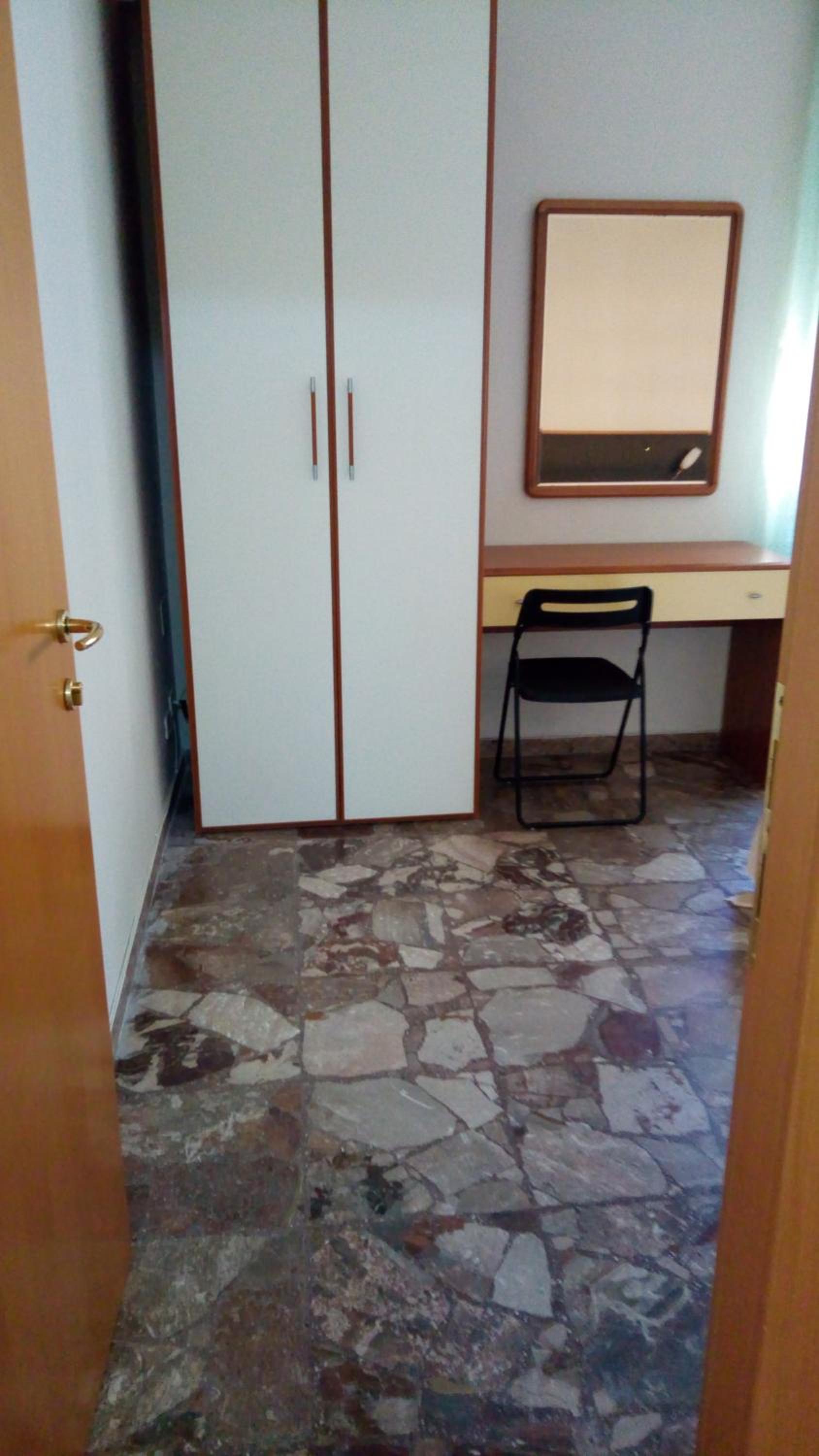 Triple Room with Shared Bathroom photo 3