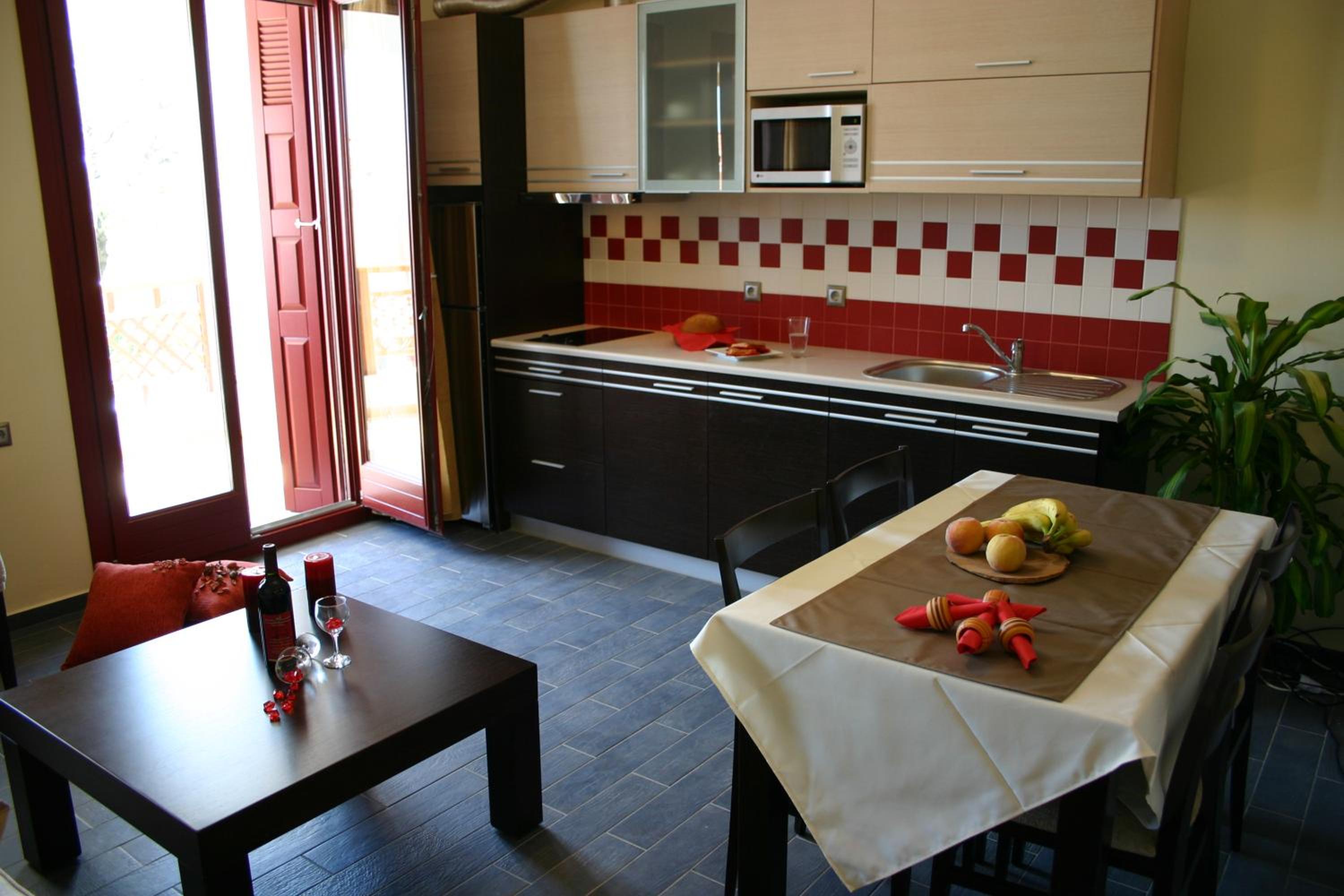 Studio - Photo 3