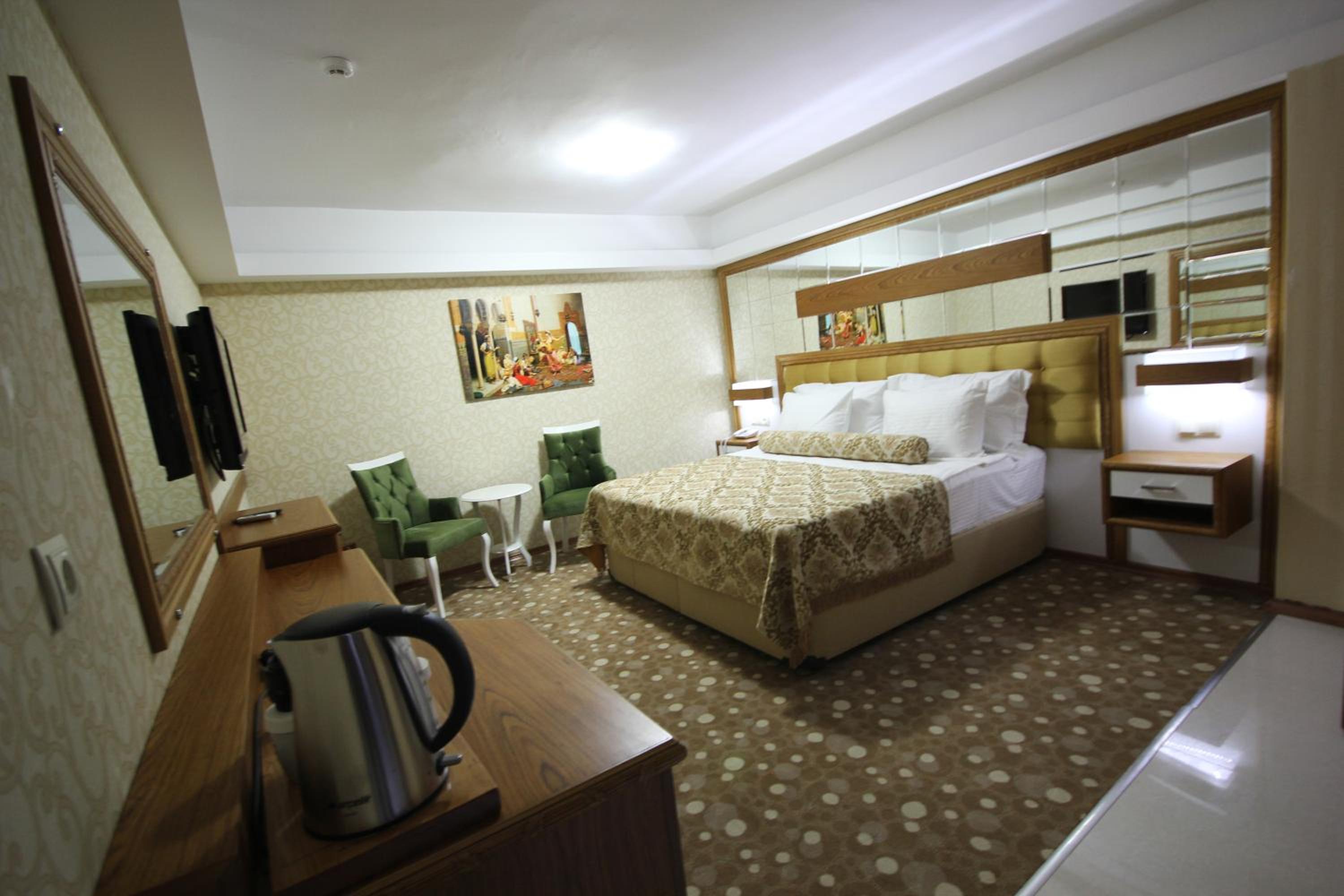 Economy Double or Twin Room photo 1