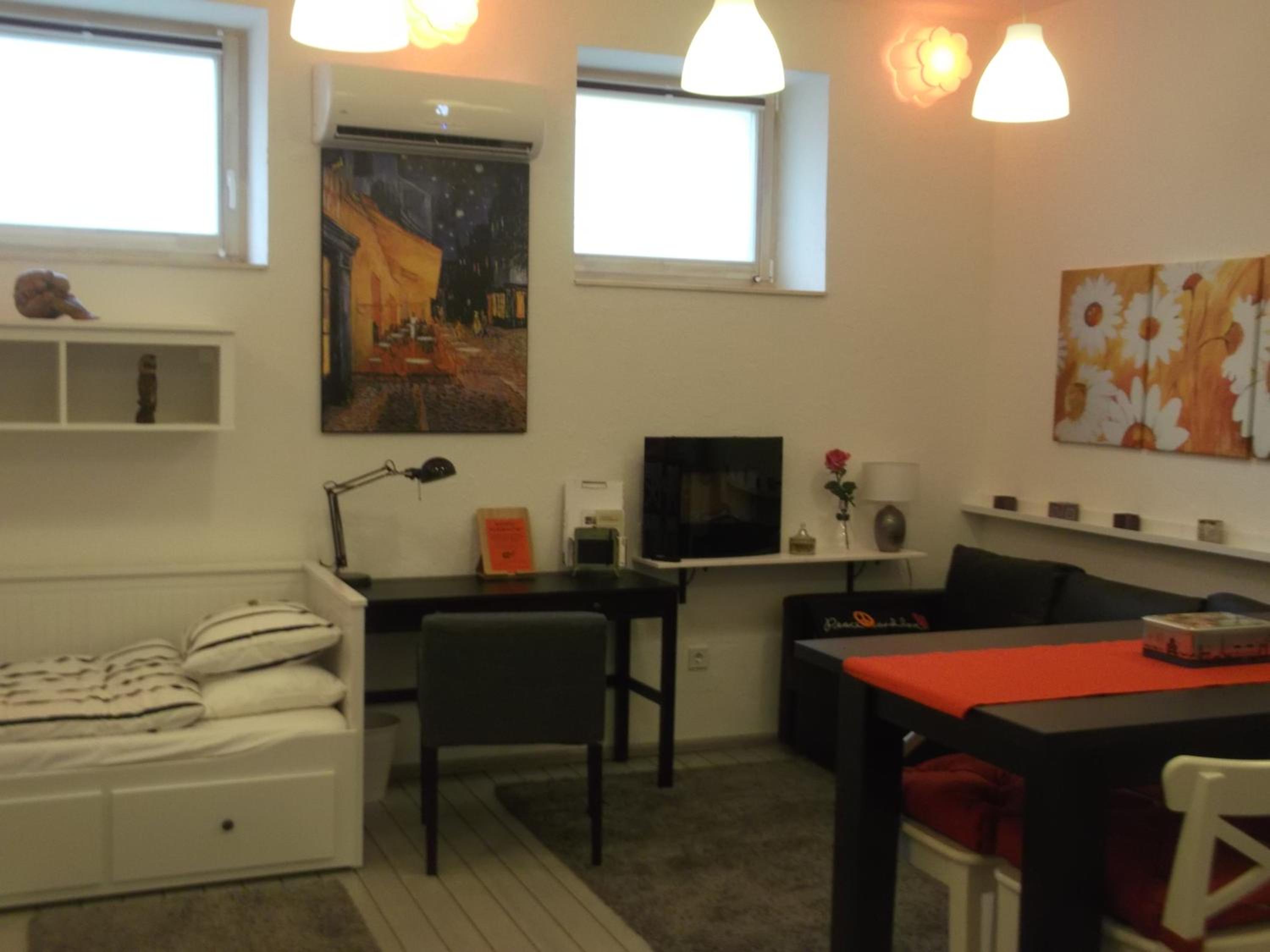 Apartment with Terrace - Photo 1