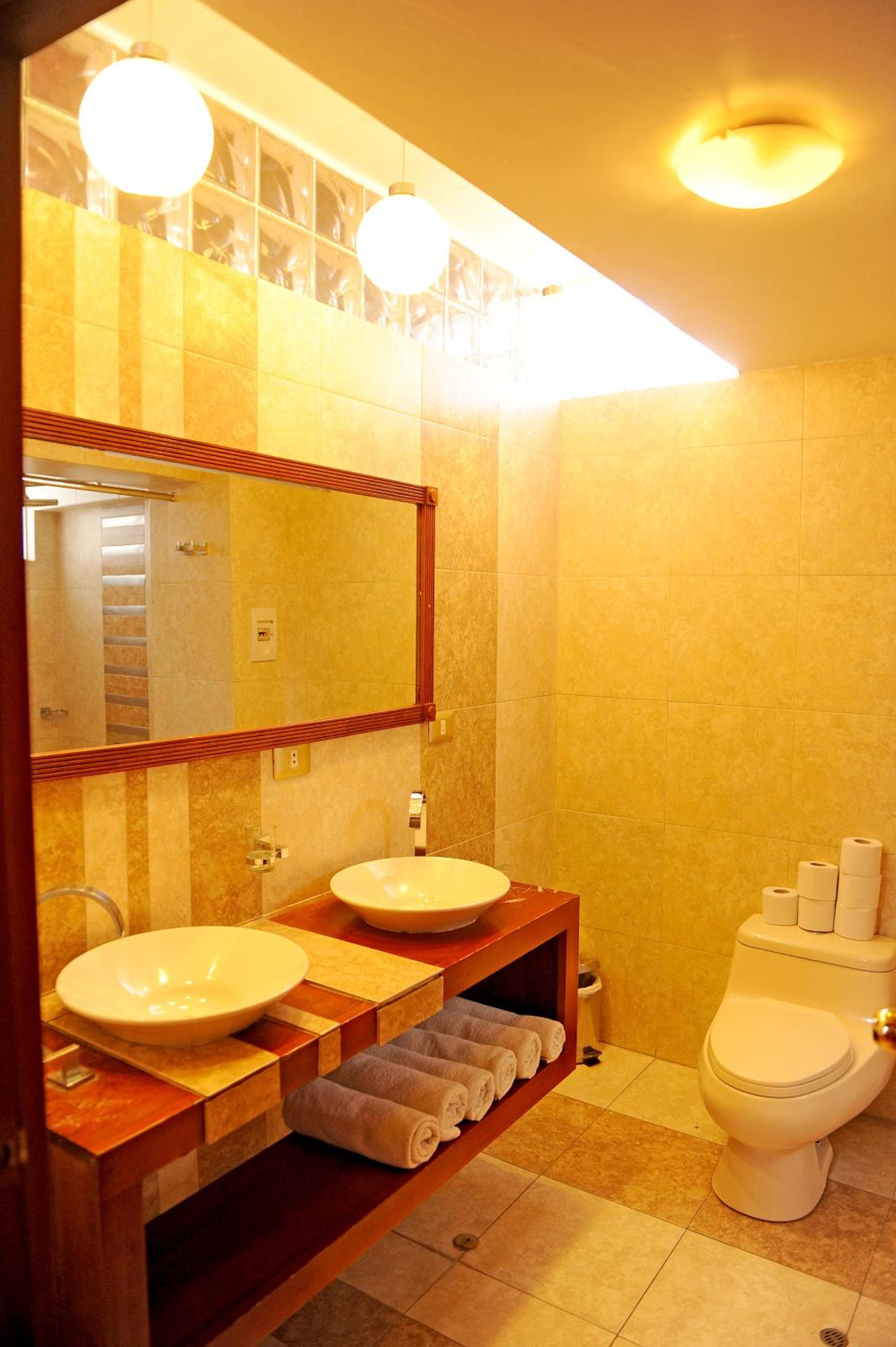 Suite with Jacuzzi photo 1
