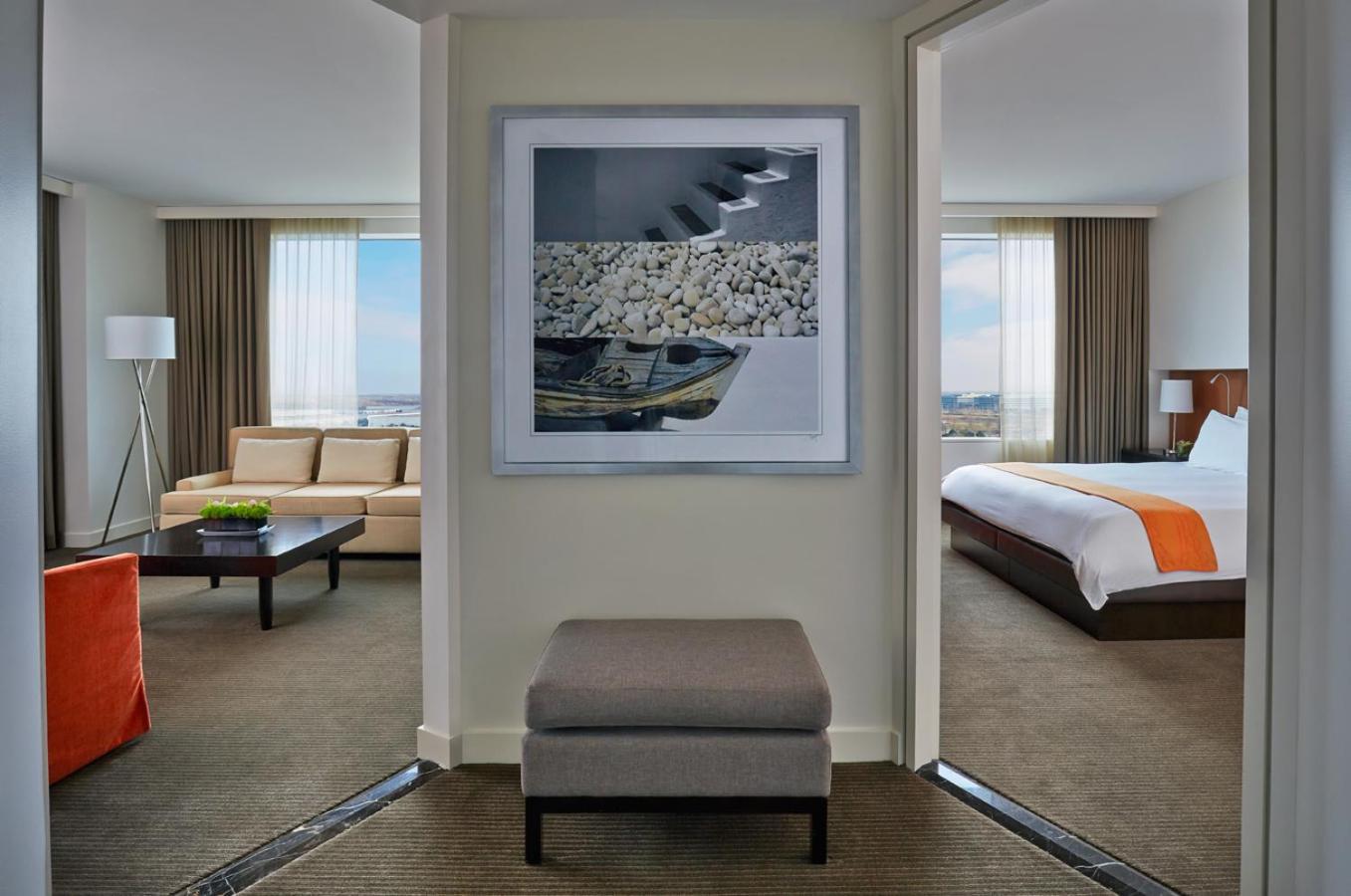 Suite photo 1