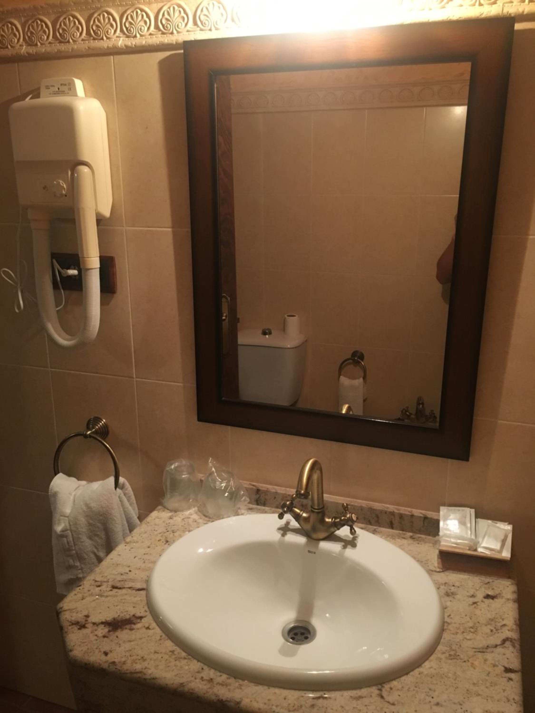 Junior Suite - Photo 8