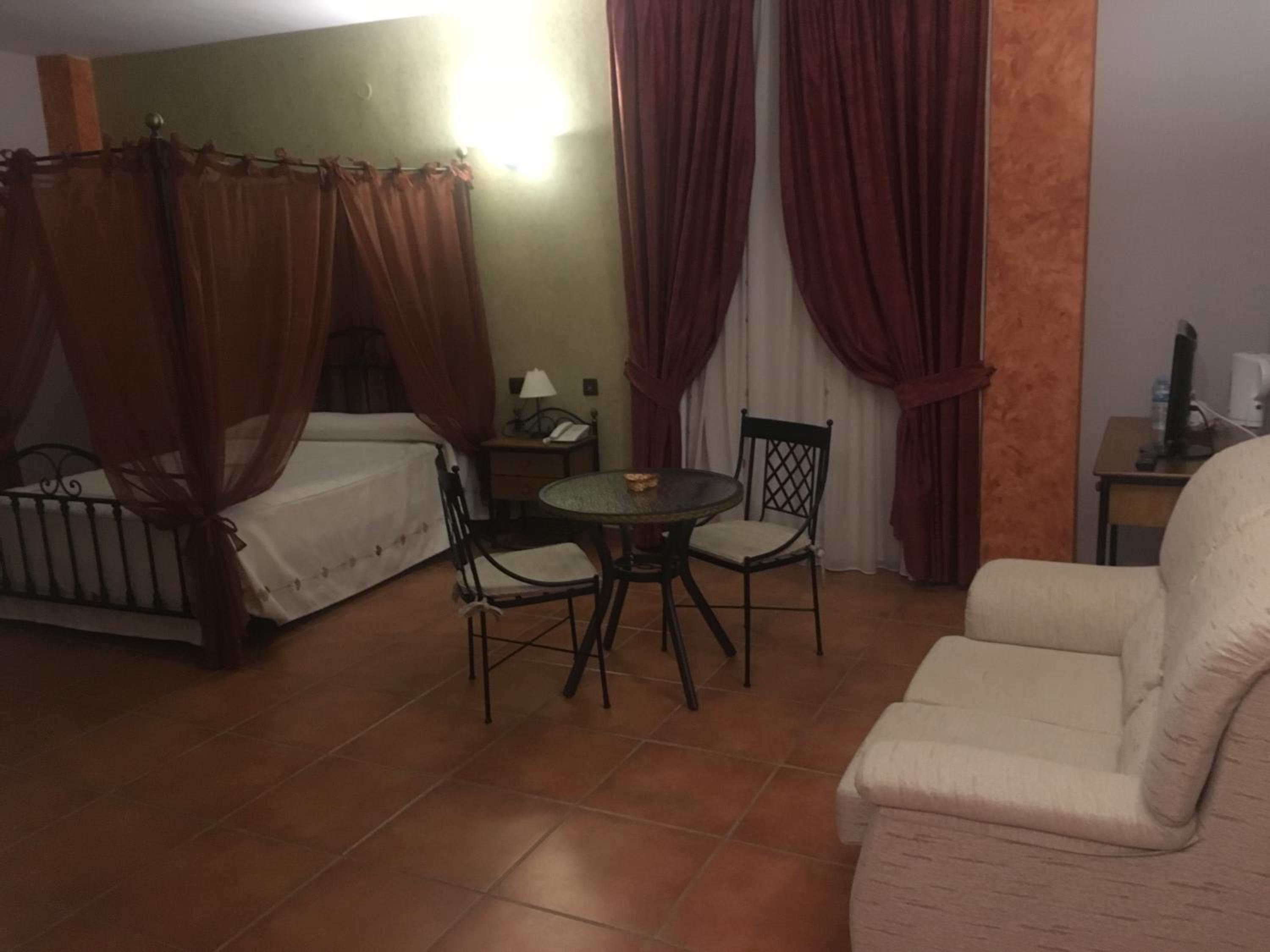 Junior Suite - Photo 9