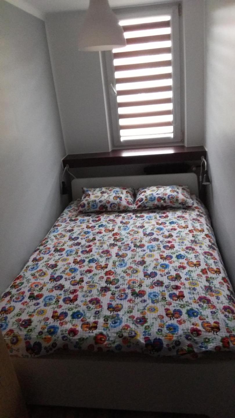 Two-Bedroom Apartment - Photo 8