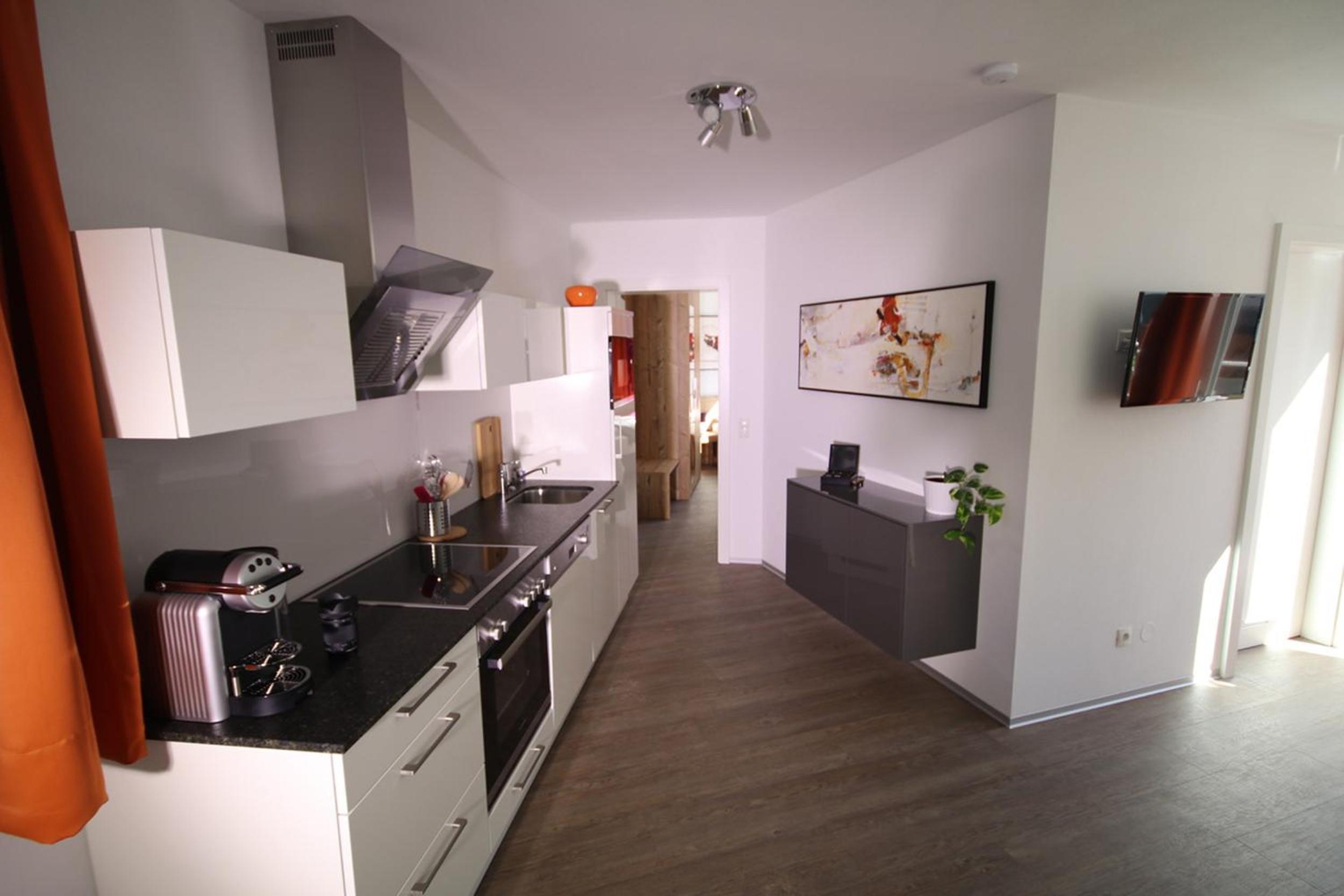 Two-Bedroom Apartment (5 Adults) - Photo 7
