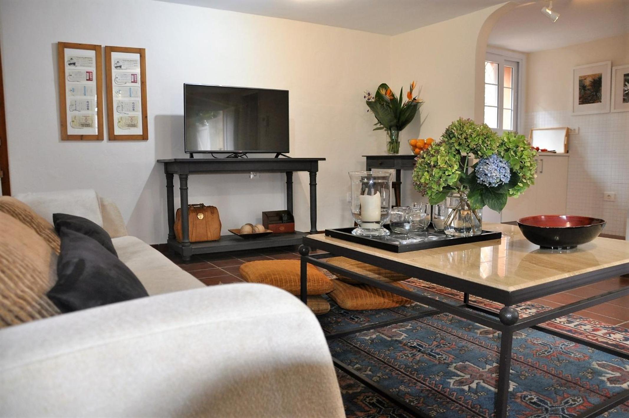 One-Bedroom House - Photo 12