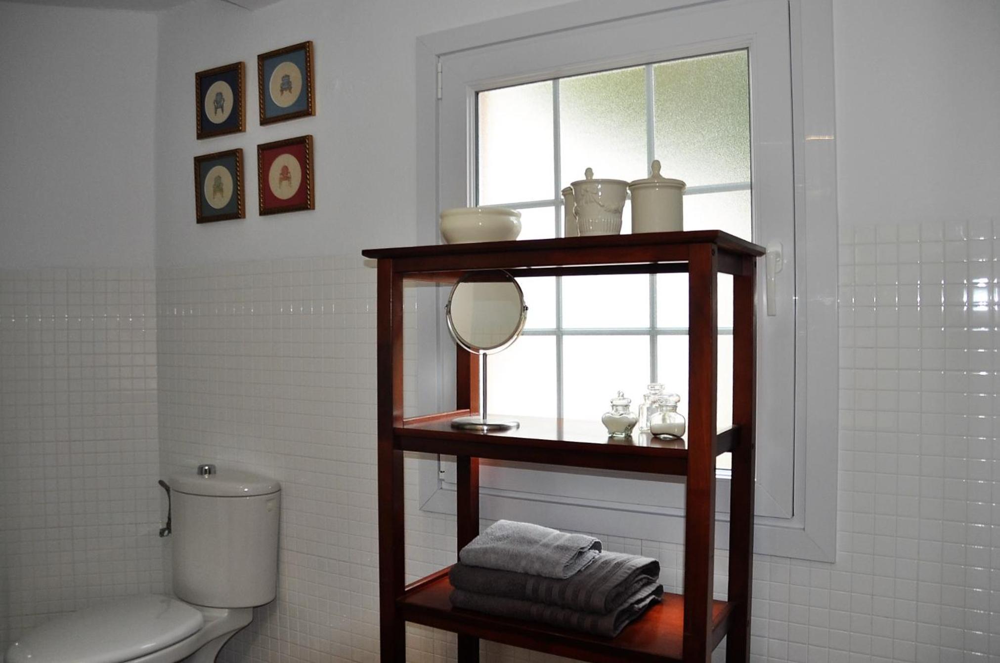 One-Bedroom House - Photo 15