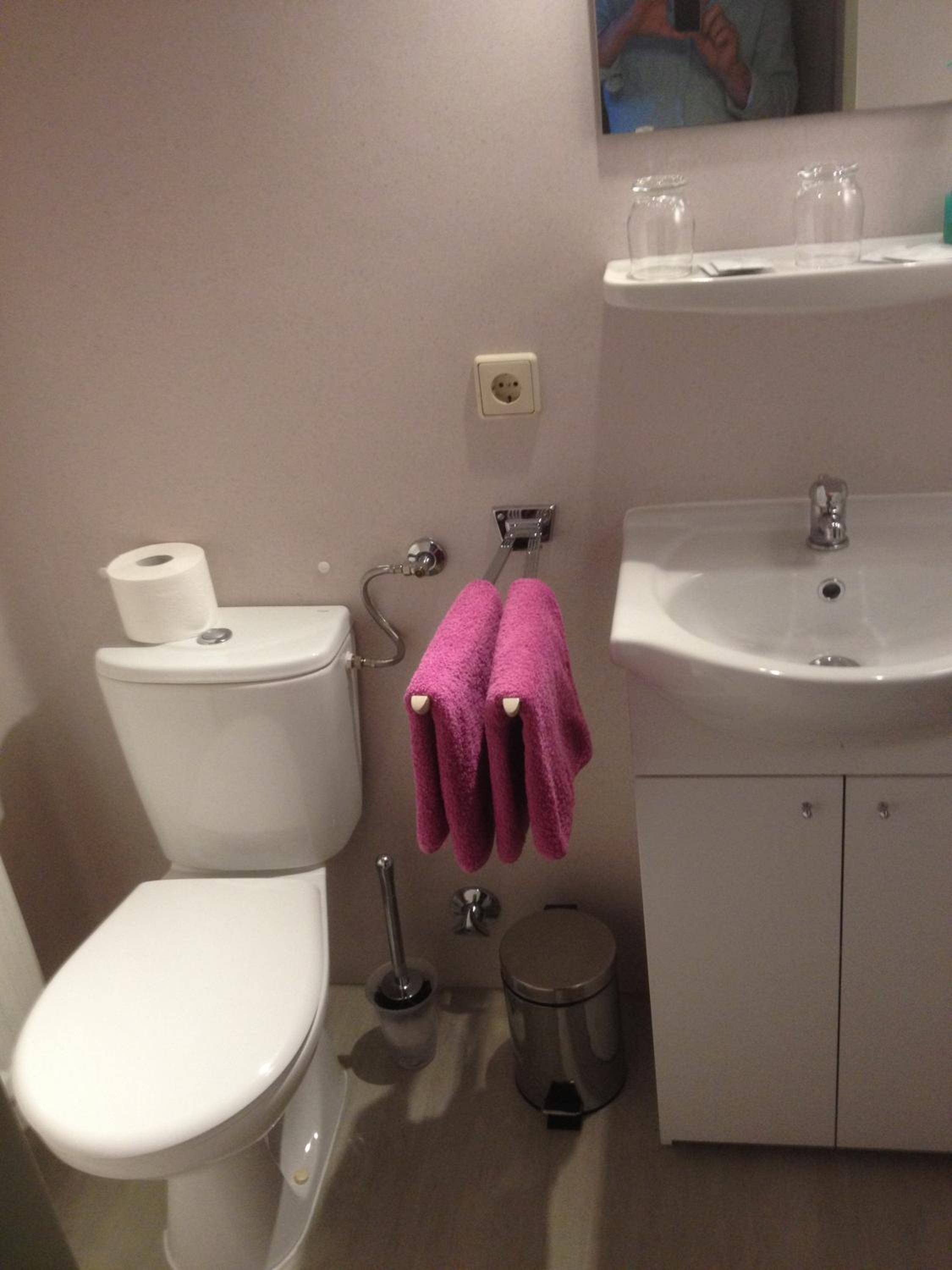 Double Room - Photo 2
