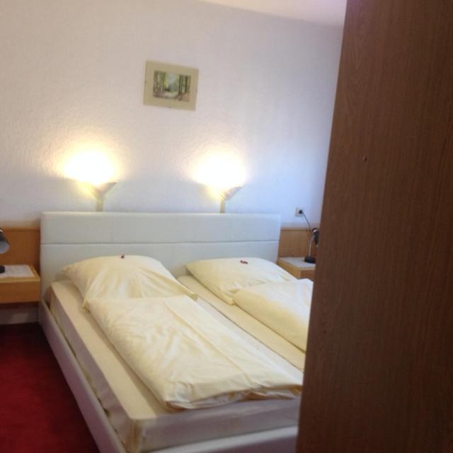 Double Room - Photo 6