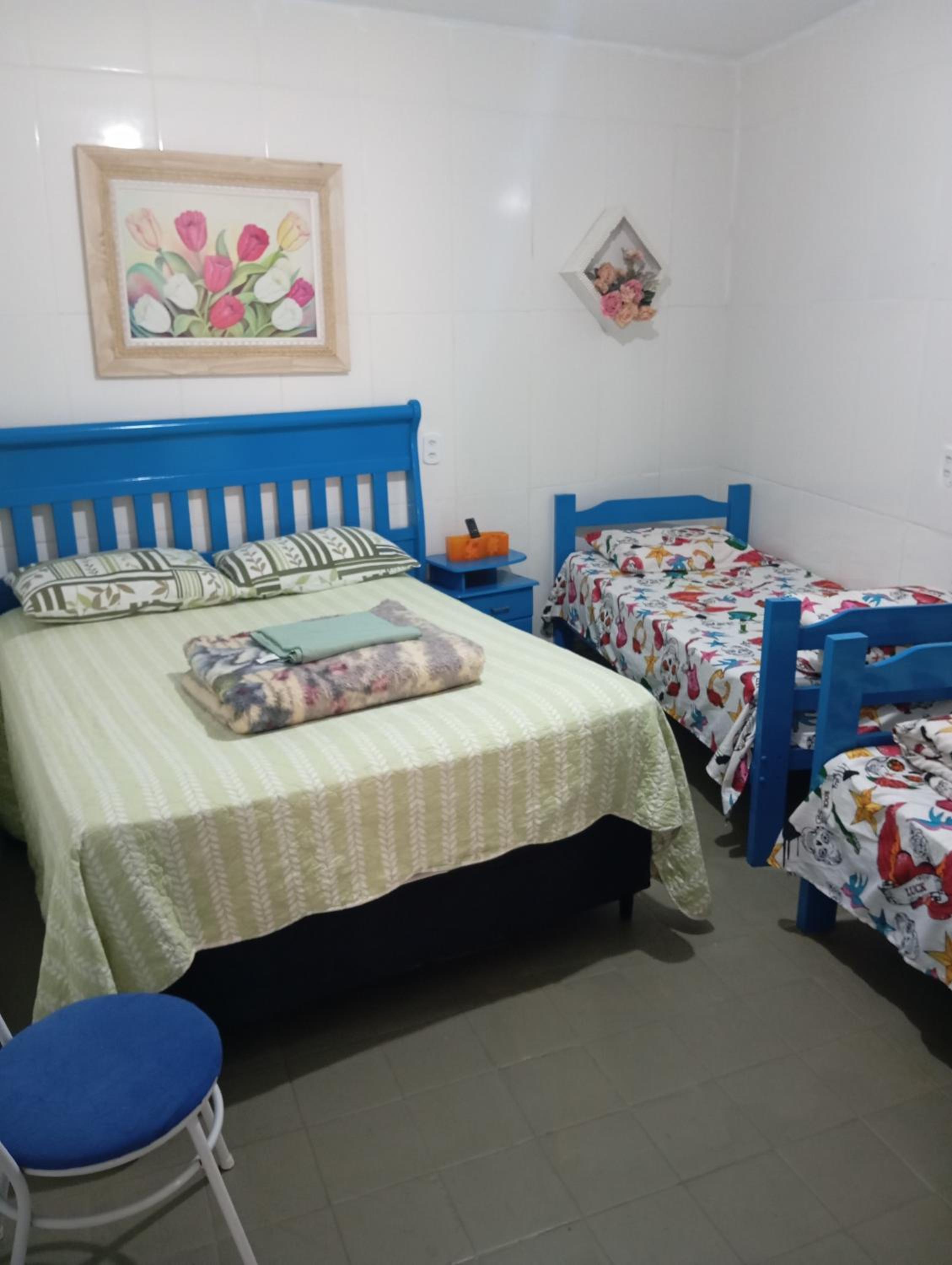 Quadruple Room with Shared Bathroom