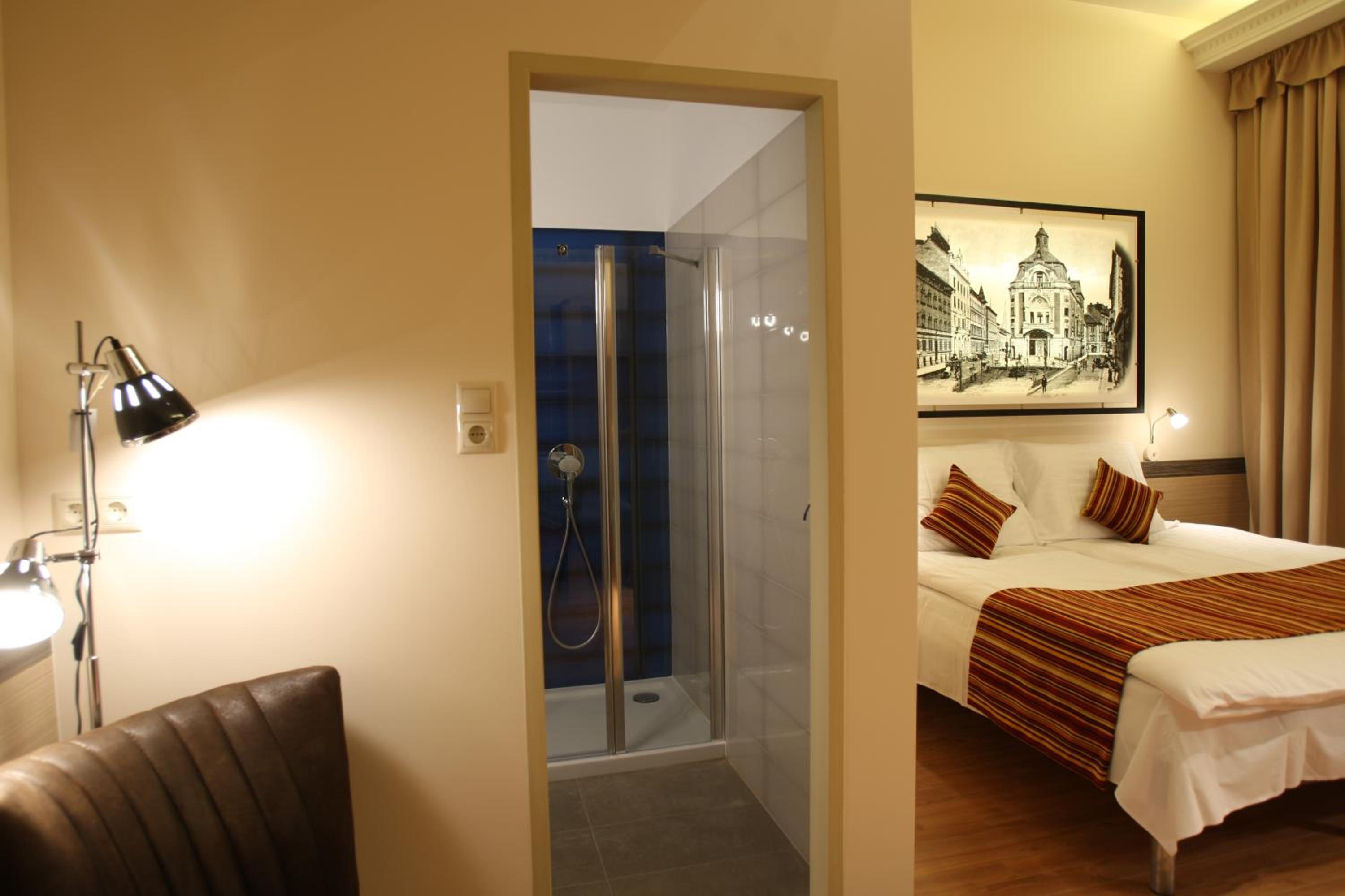 Single Room with Bathroom