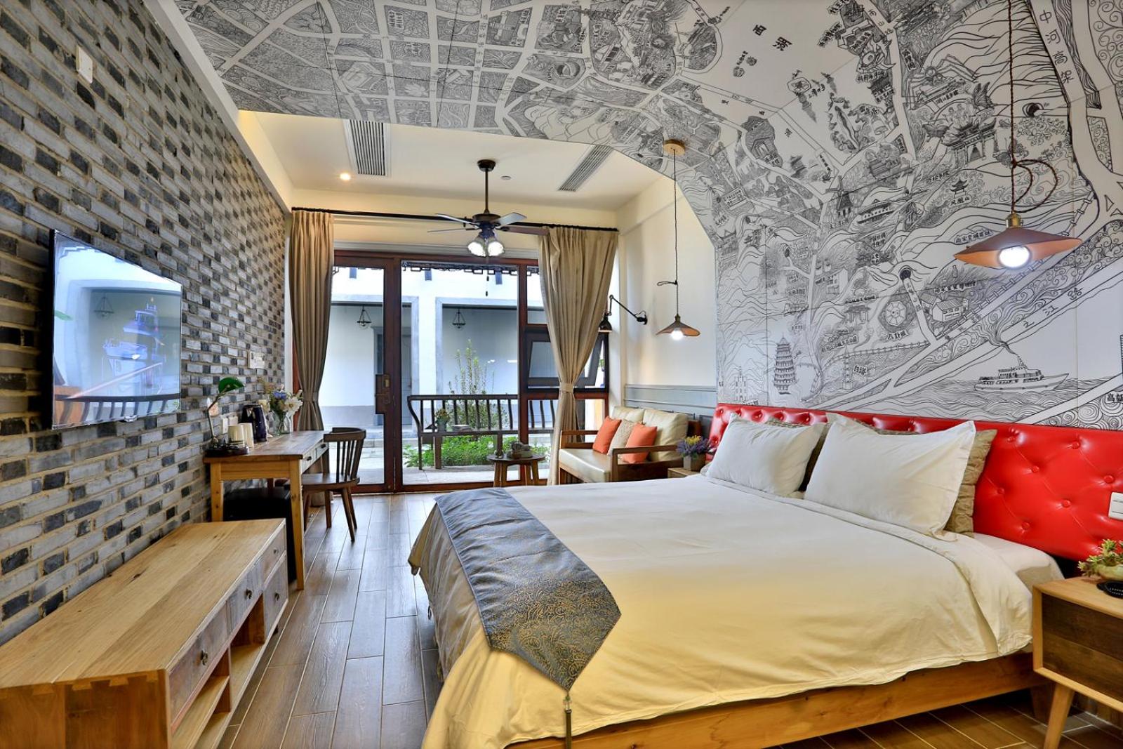 Deluxe Double Room with Bath