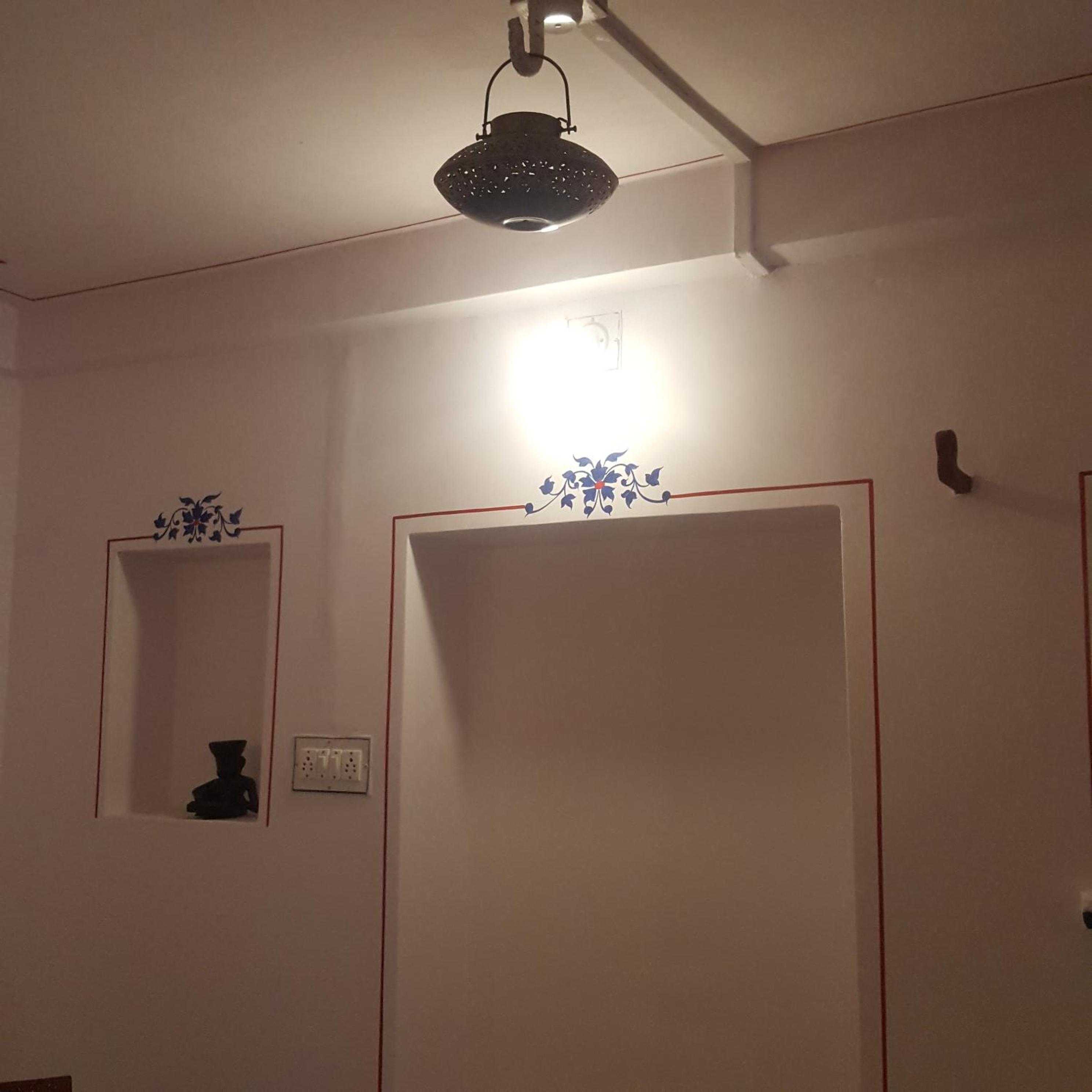 Deluxe Queen Room - Photo 8