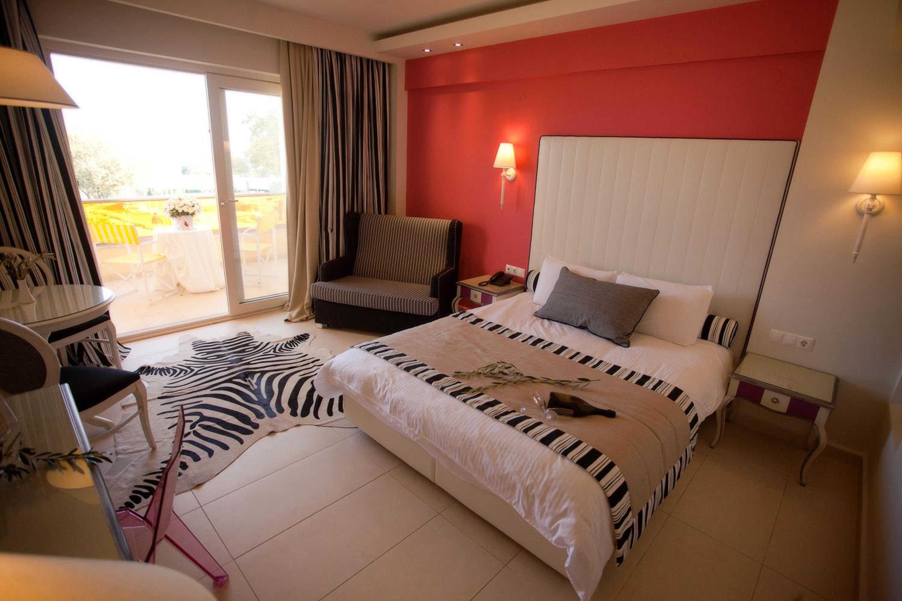 Superior Double Room with Mt Olympus View  - Photo 4