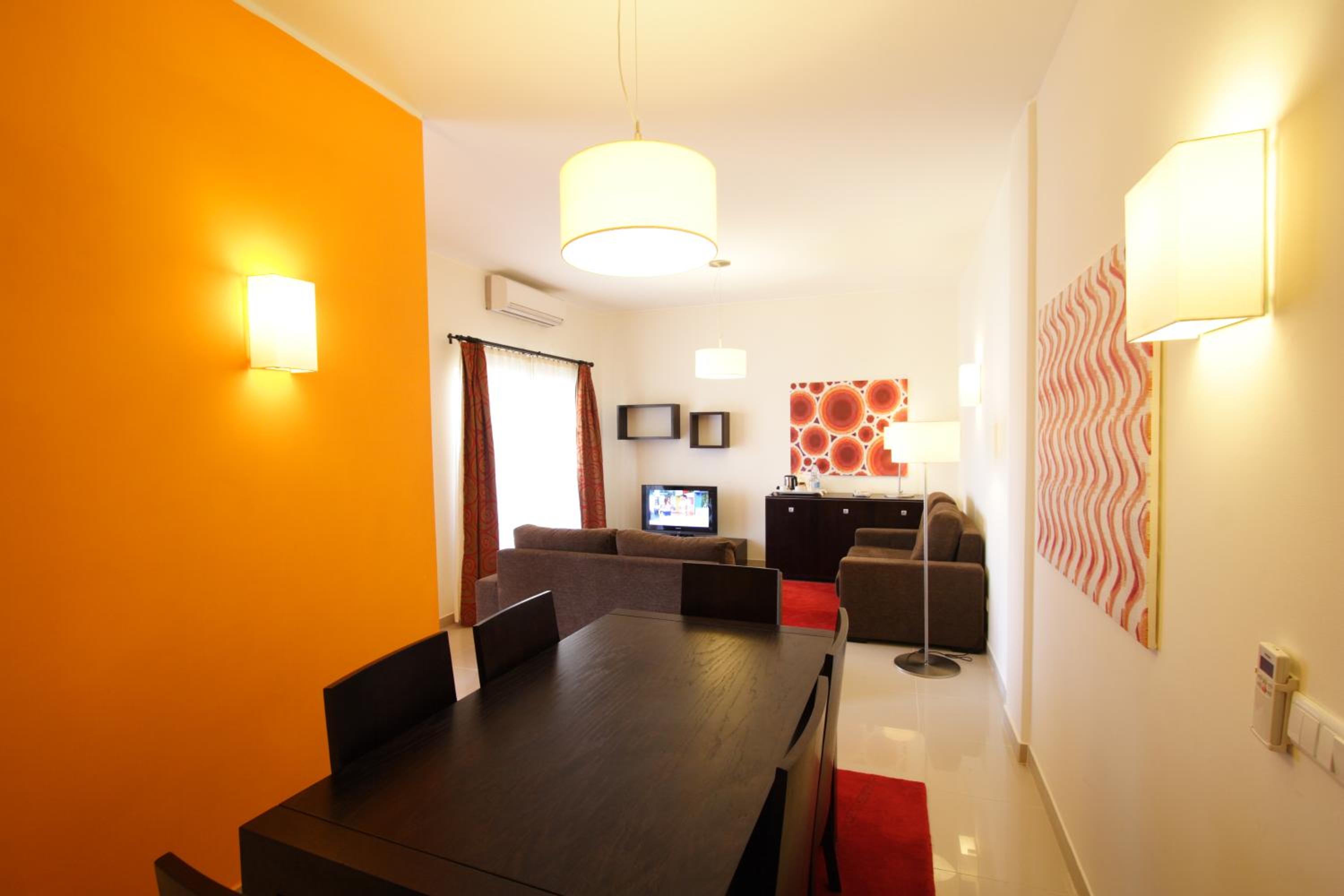 One-Bedroom Apartment - Photo 10