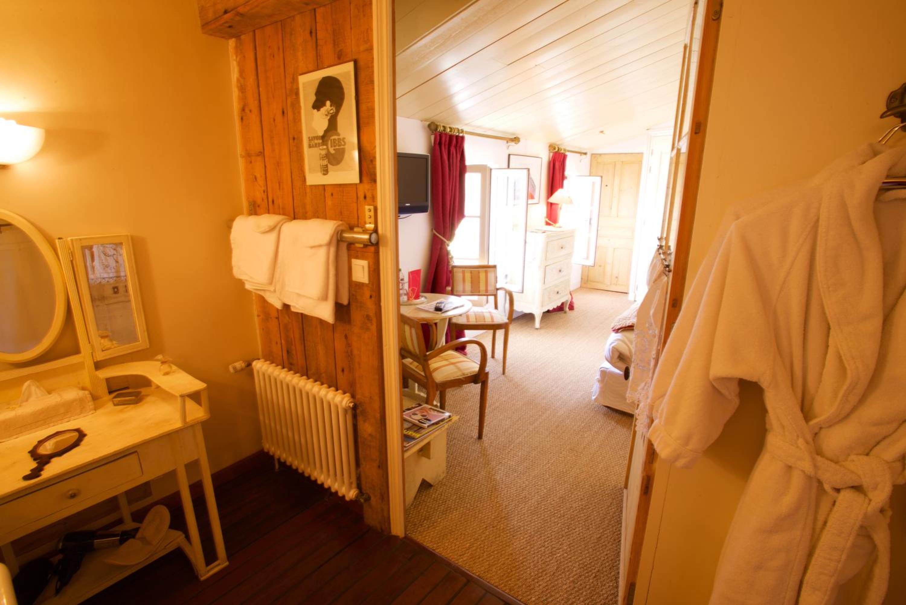 Standard Double Room photo 1